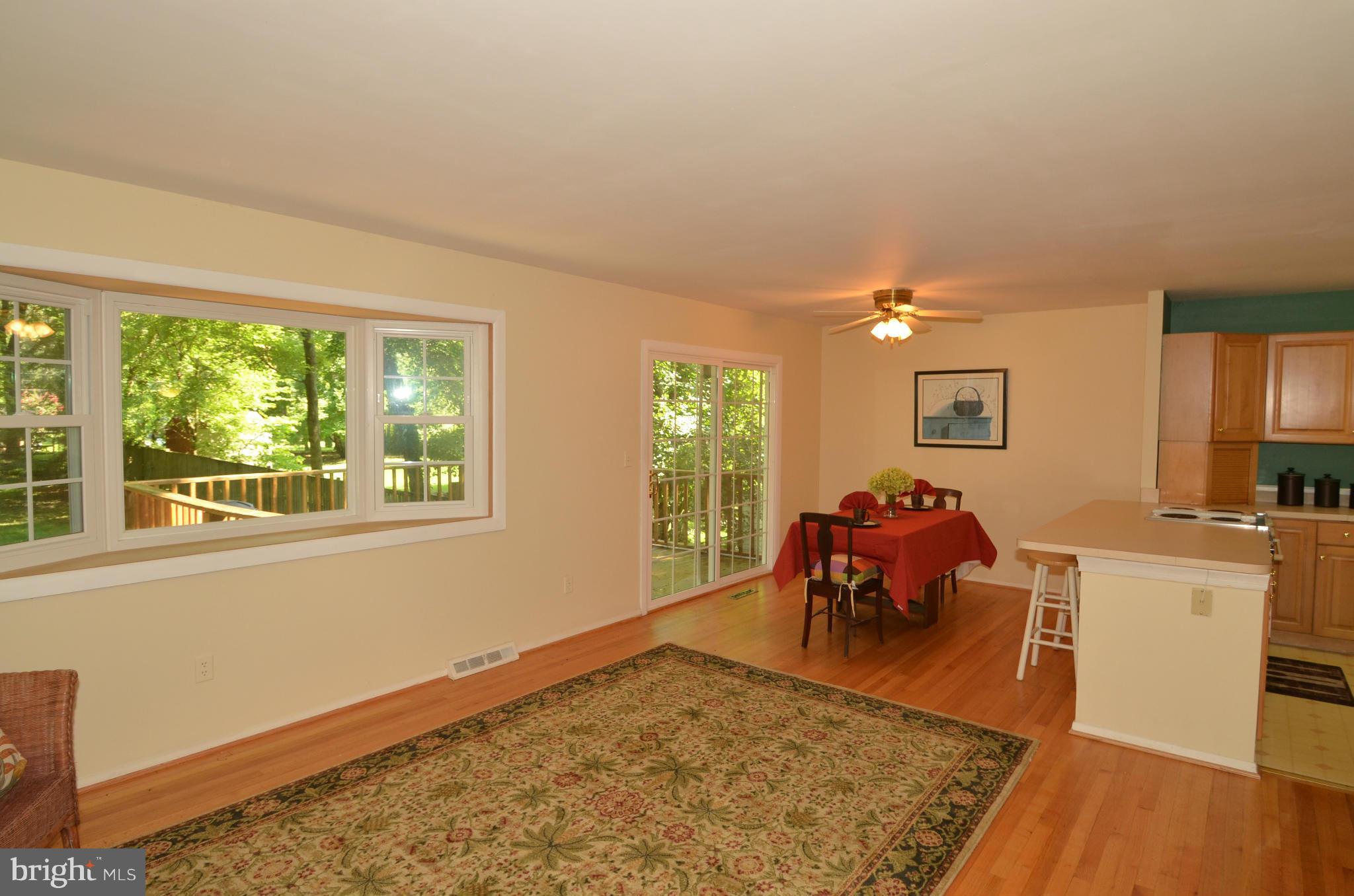 SUNRISE BEACH - Residential