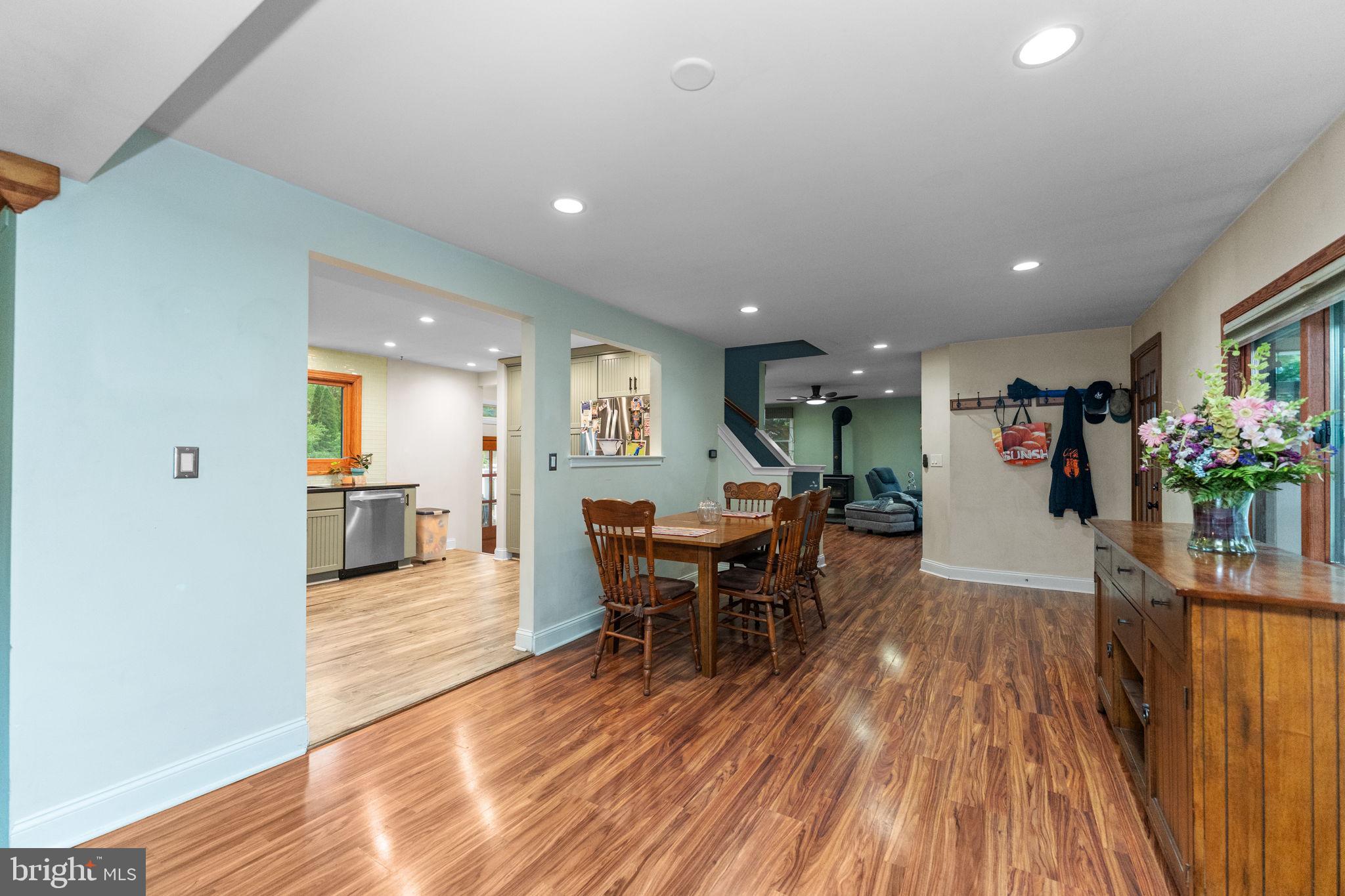 5 MAPLE STREET