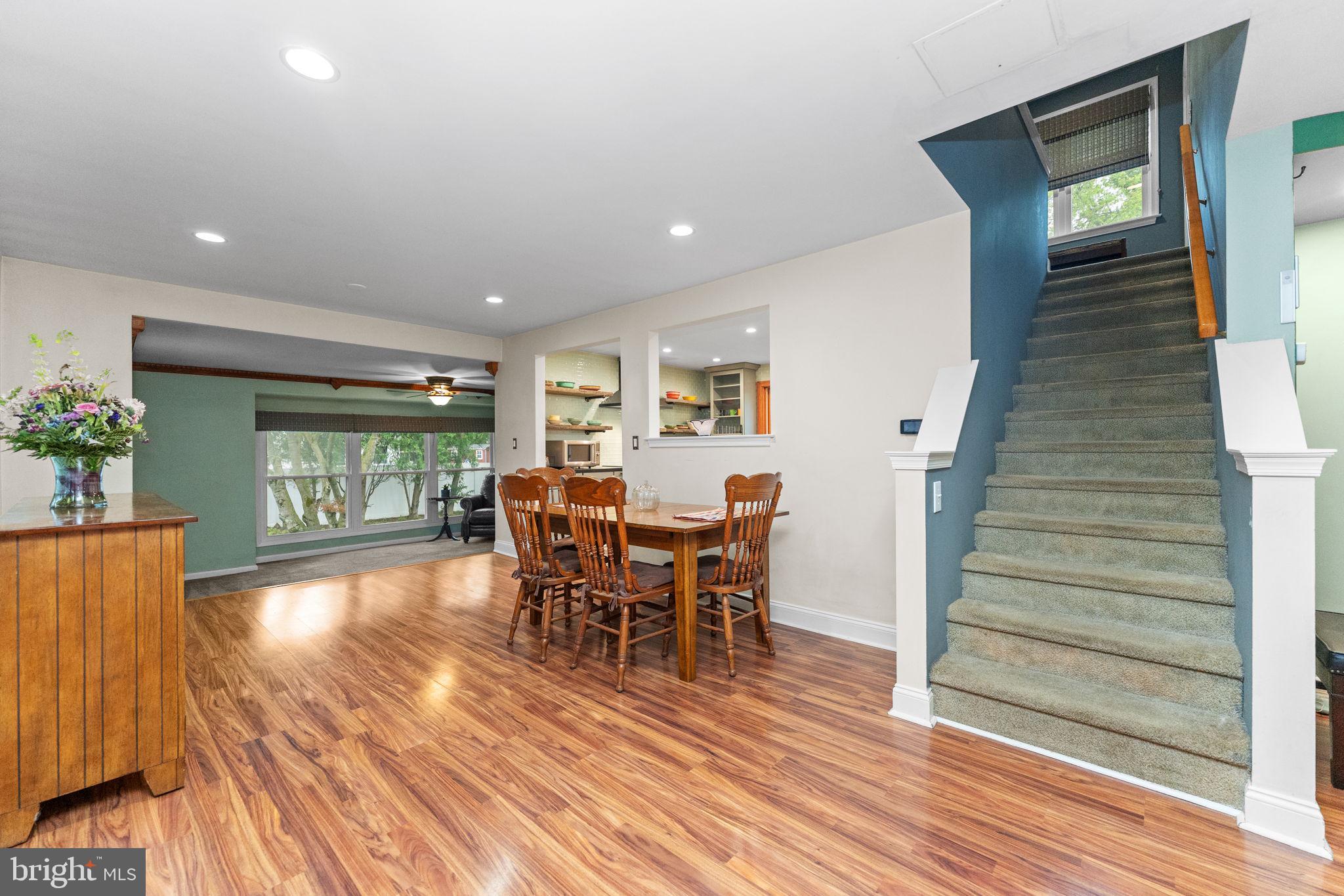 5 MAPLE STREET
