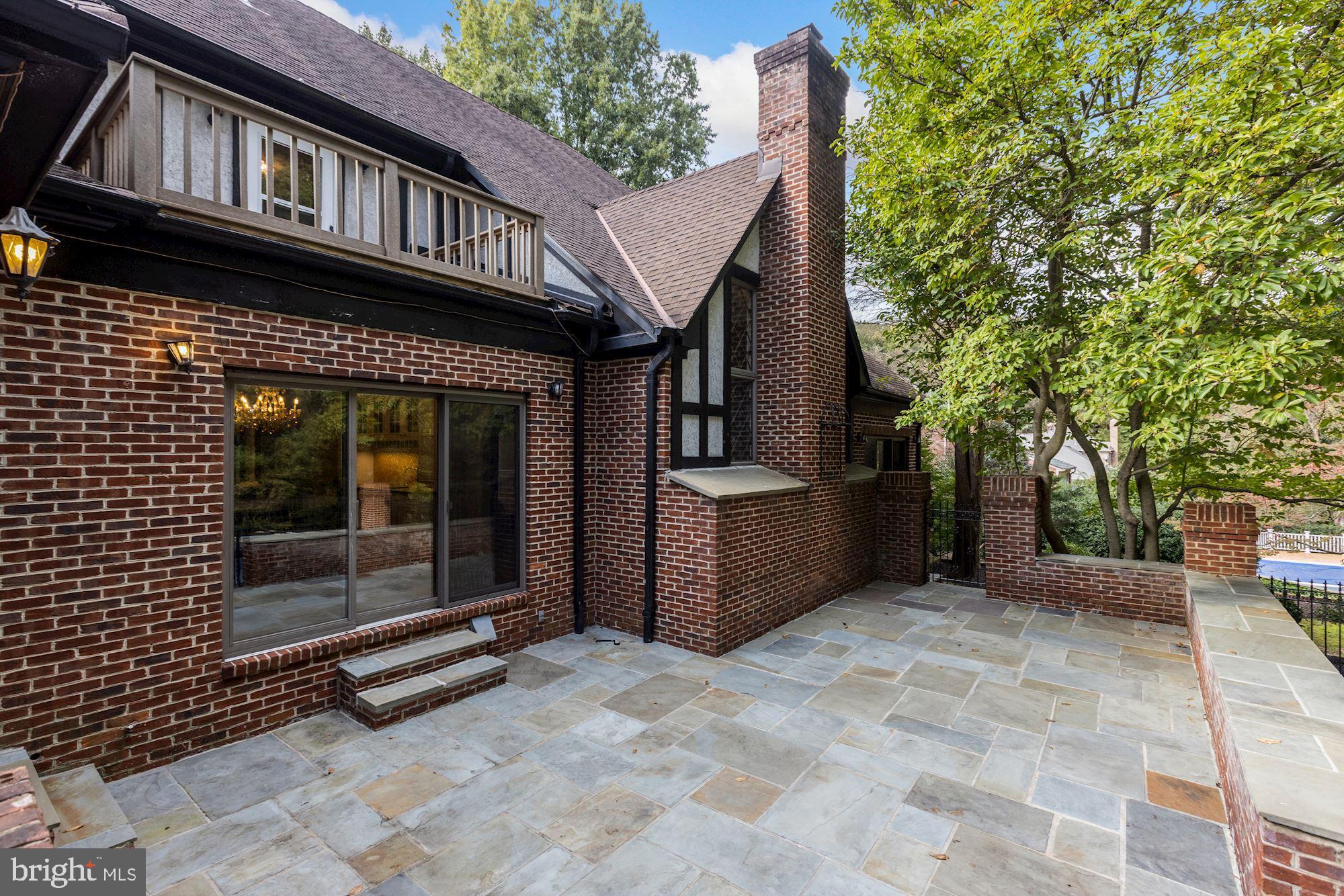 LINGANORE - Residential