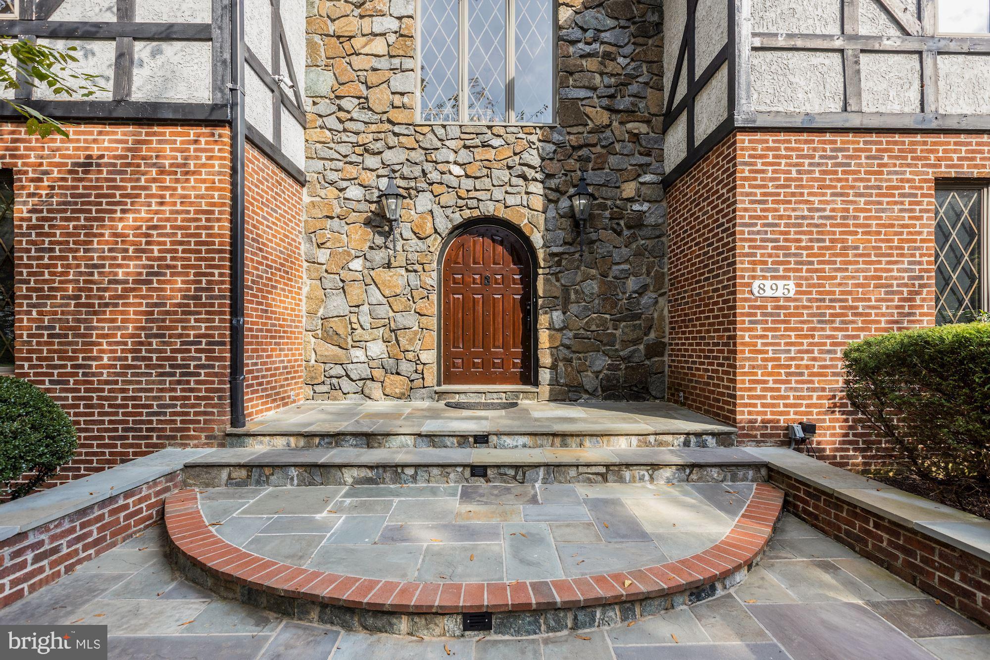 LINGANORE - Residential