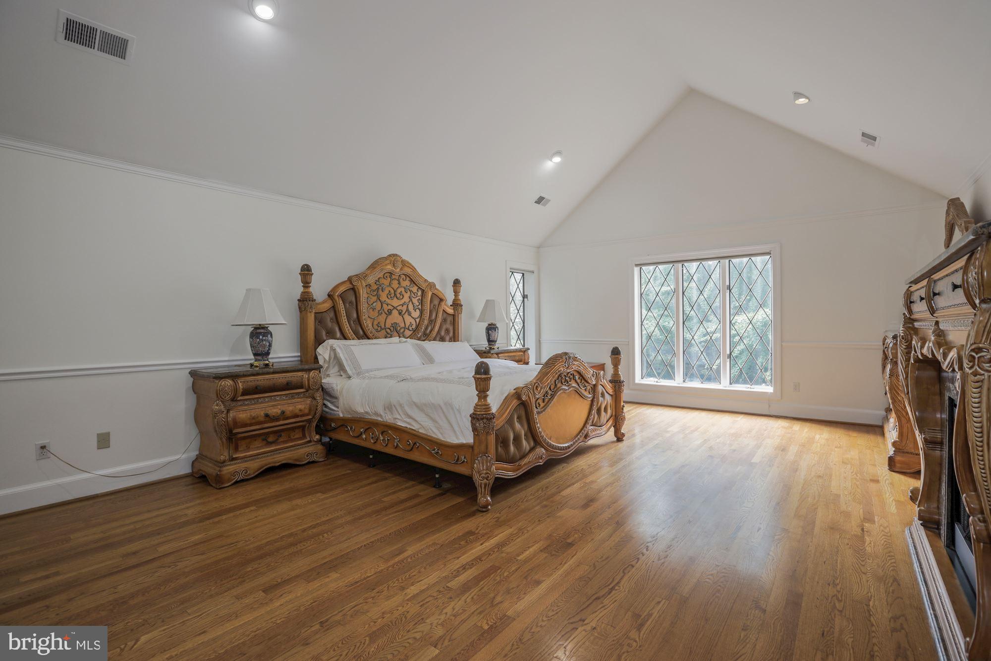 LINGANORE - Residential