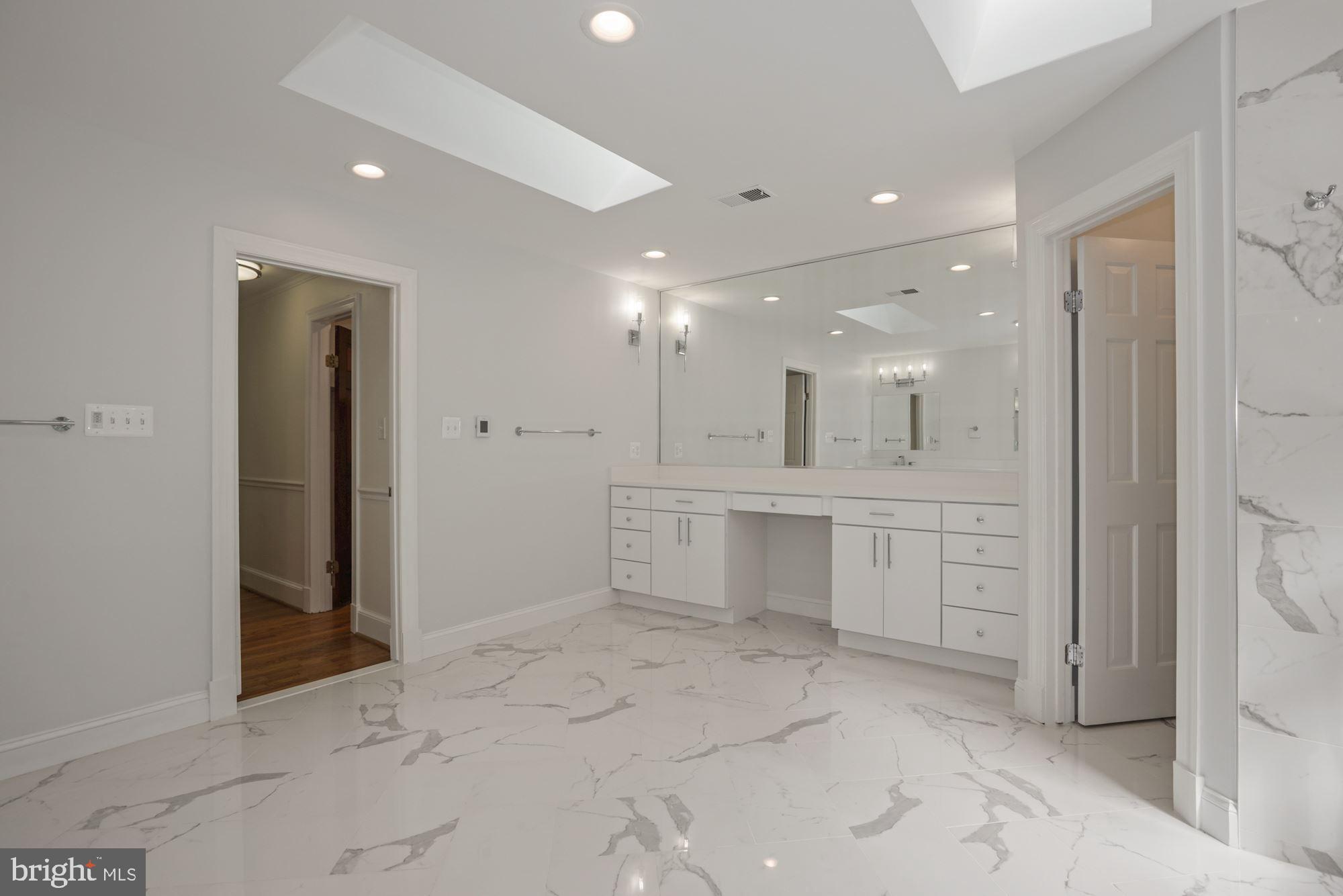 LINGANORE - Residential