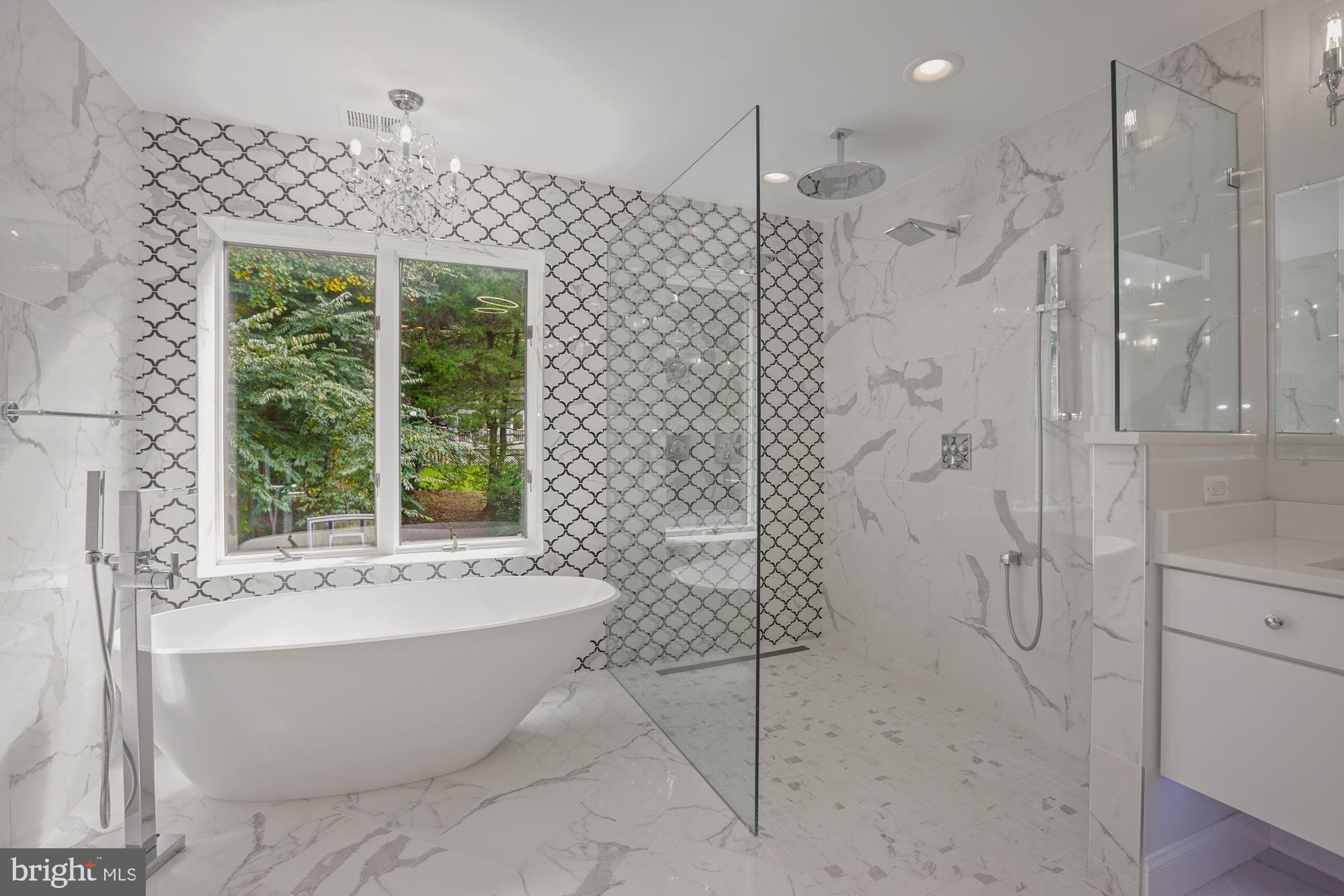 LINGANORE - Residential