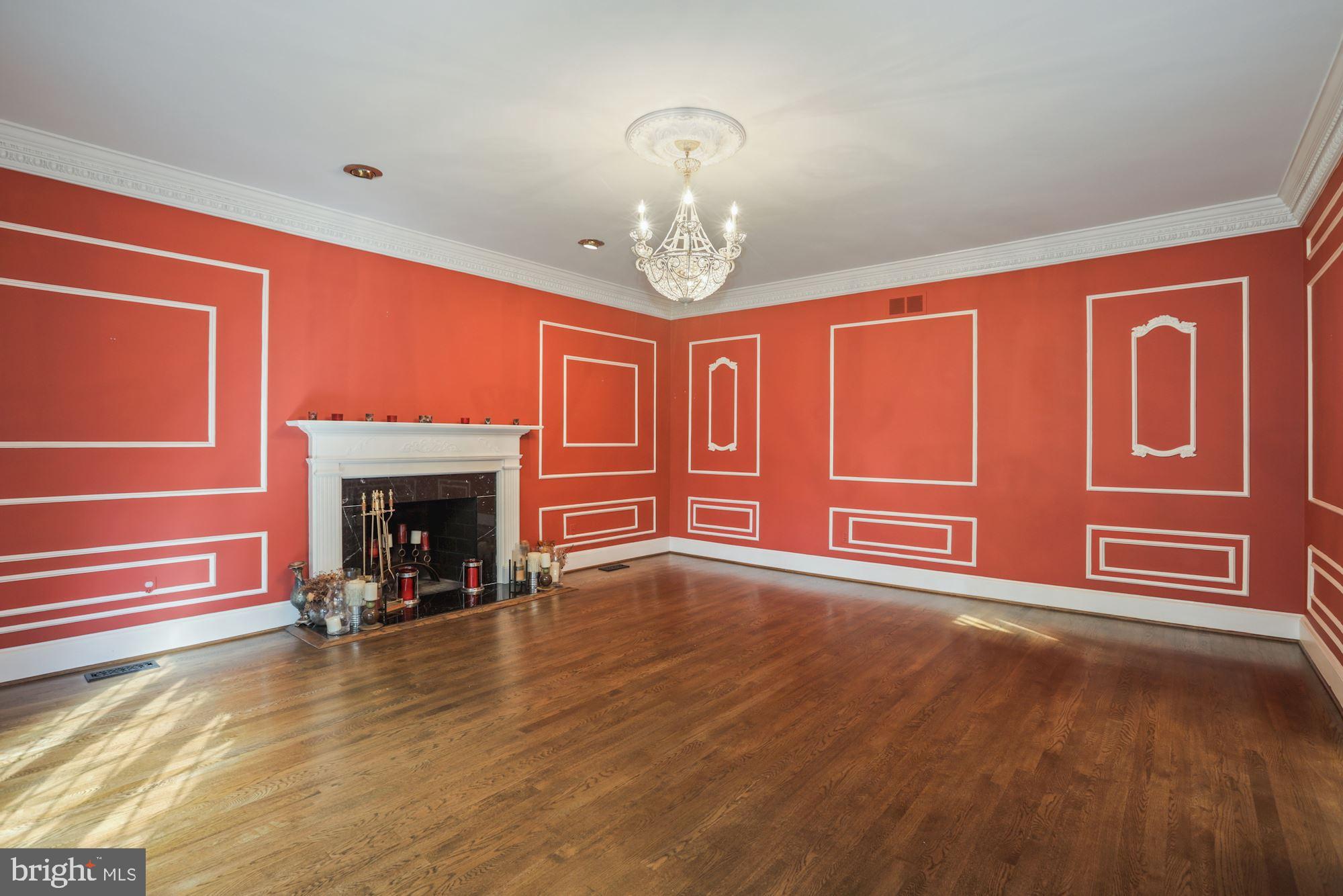 LINGANORE - Residential