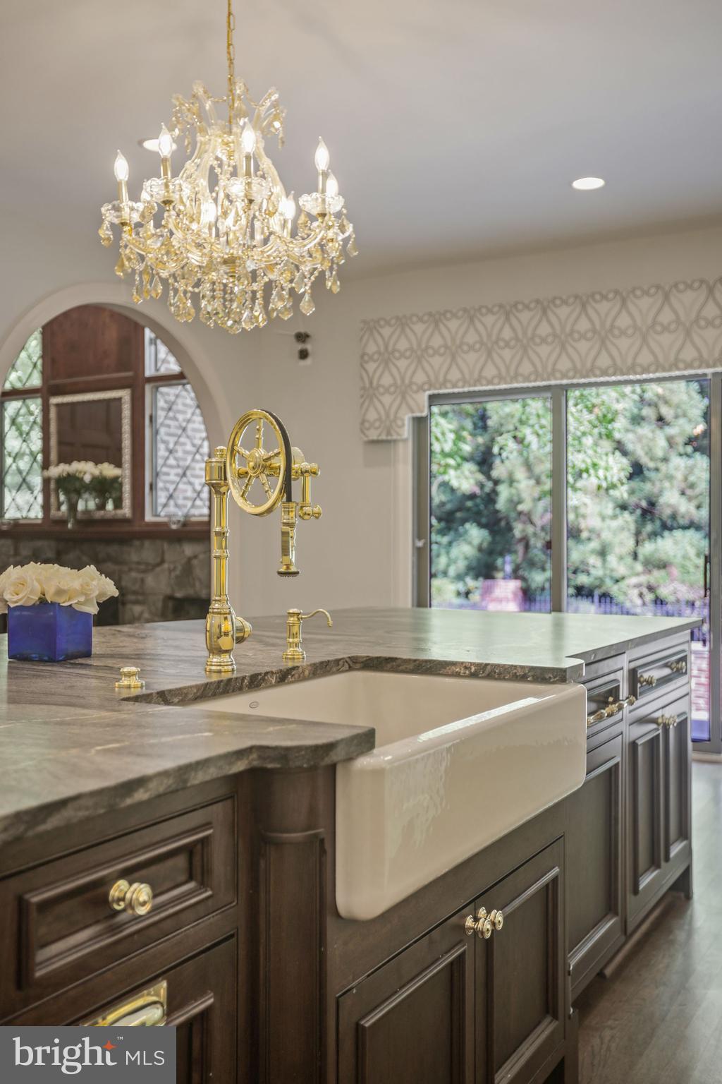 LINGANORE - Residential