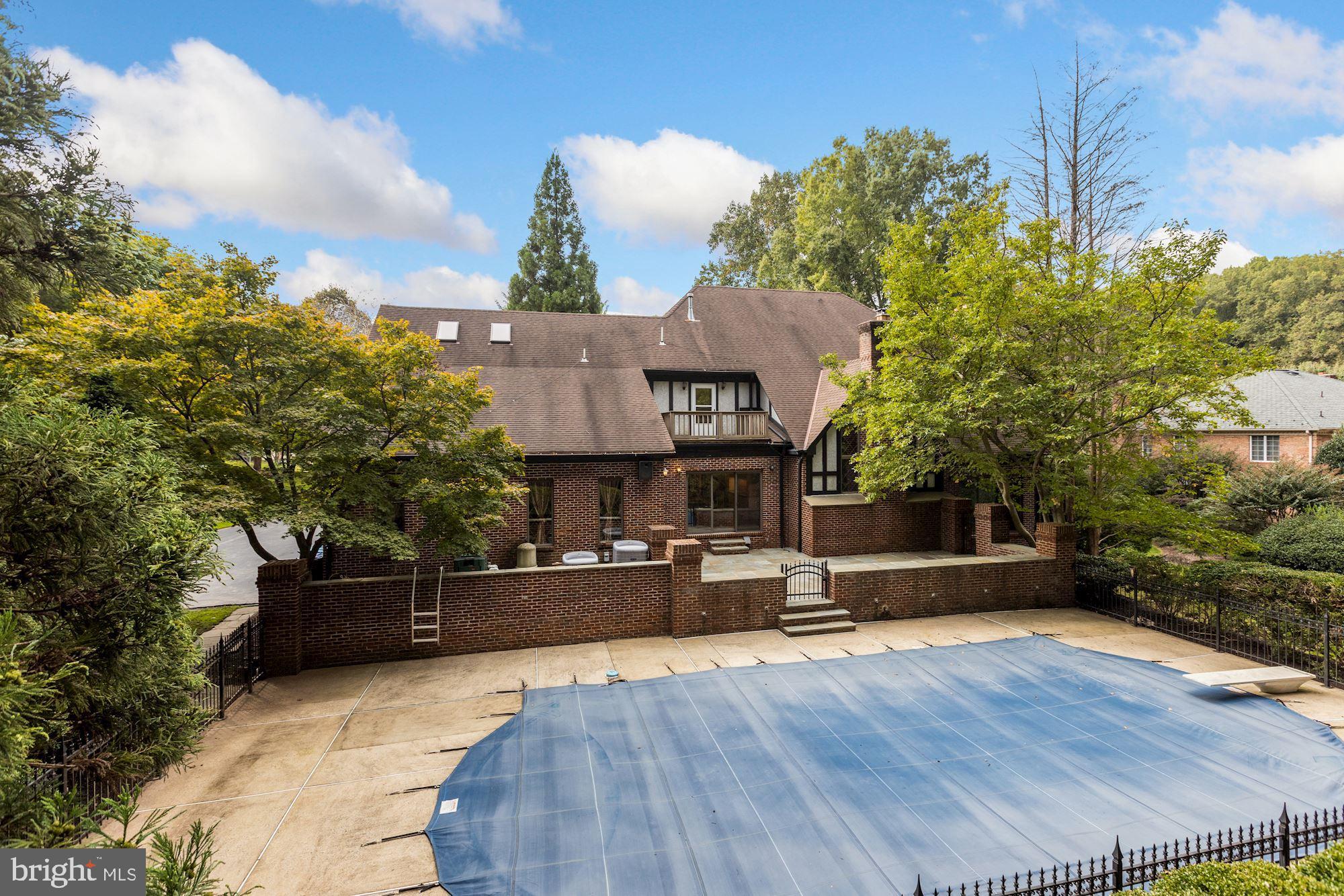 LINGANORE - Residential