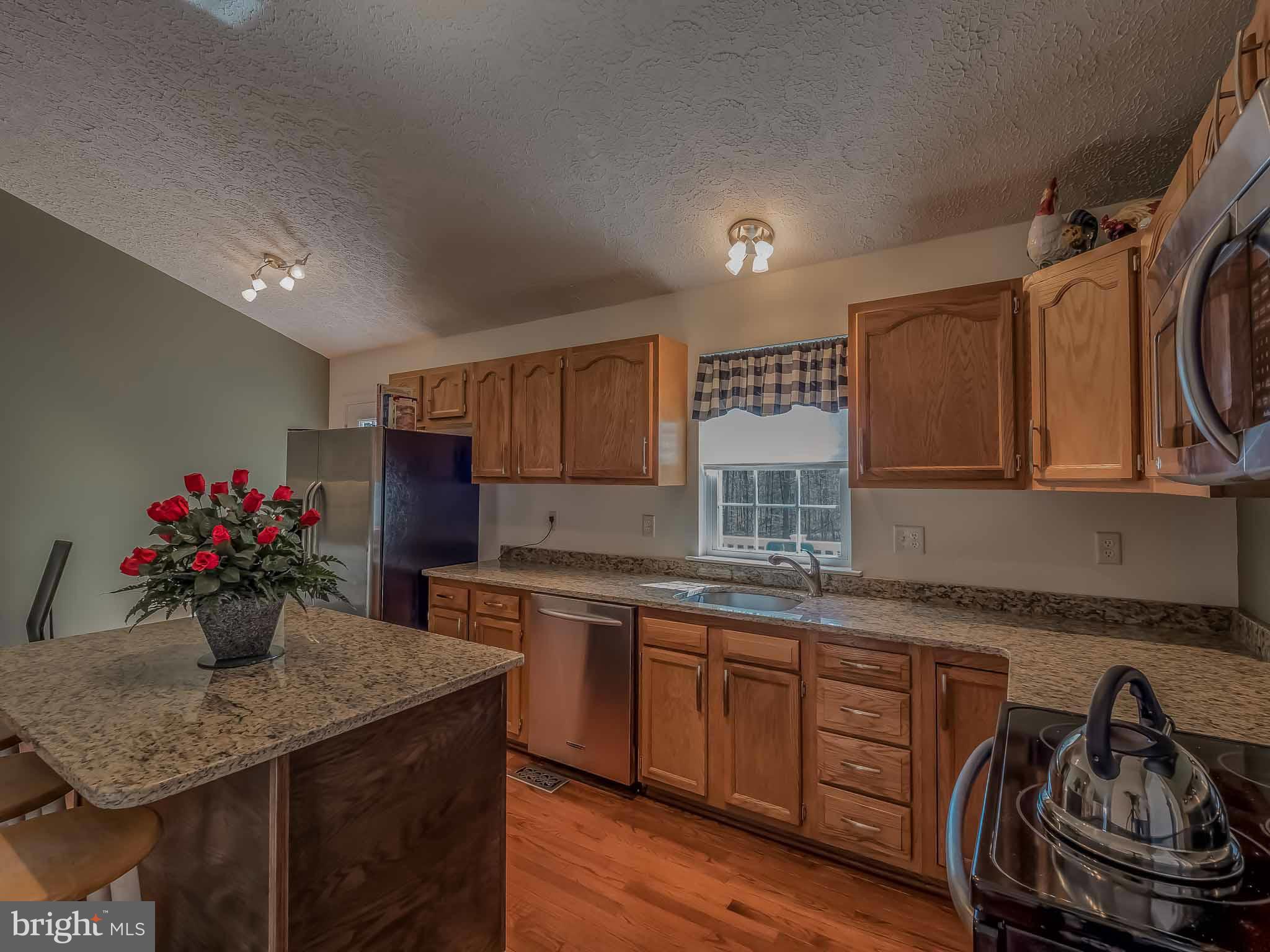 HOLLAND CLIFF SHORES - Residential