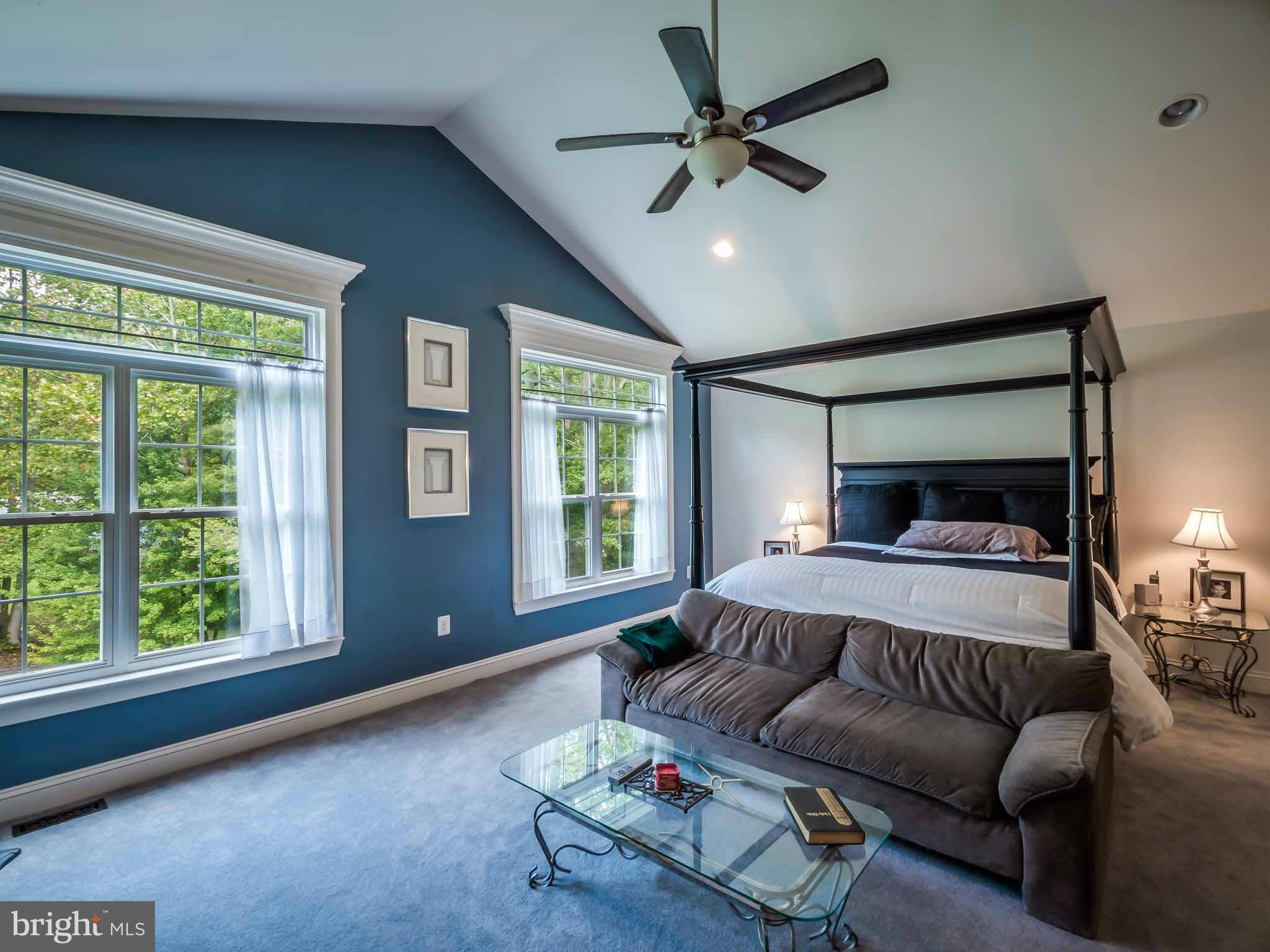 HOLLAND CLIFF SHORES - Residential