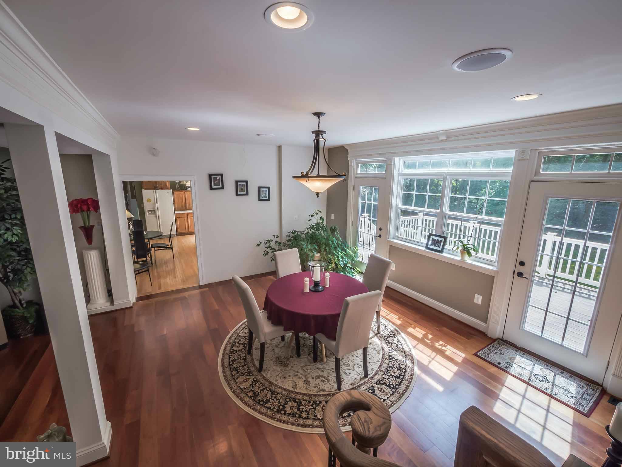 HOLLAND CLIFF SHORES - Residential