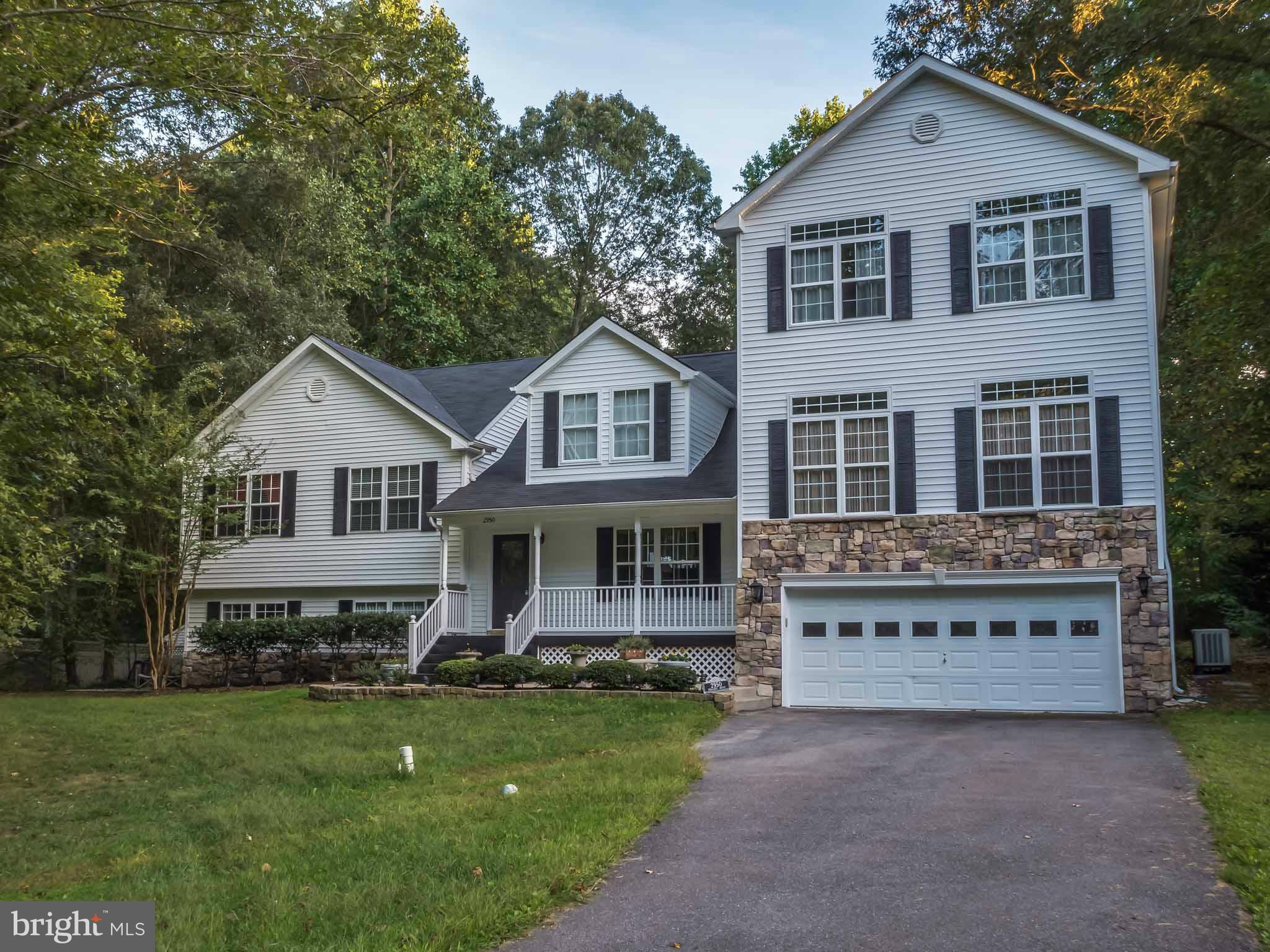 HOLLAND CLIFF SHORES - Residential