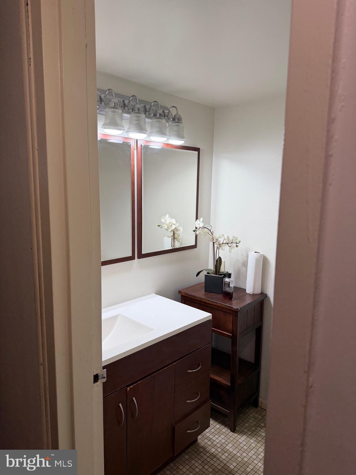 PRESIDENTIAL - Residential