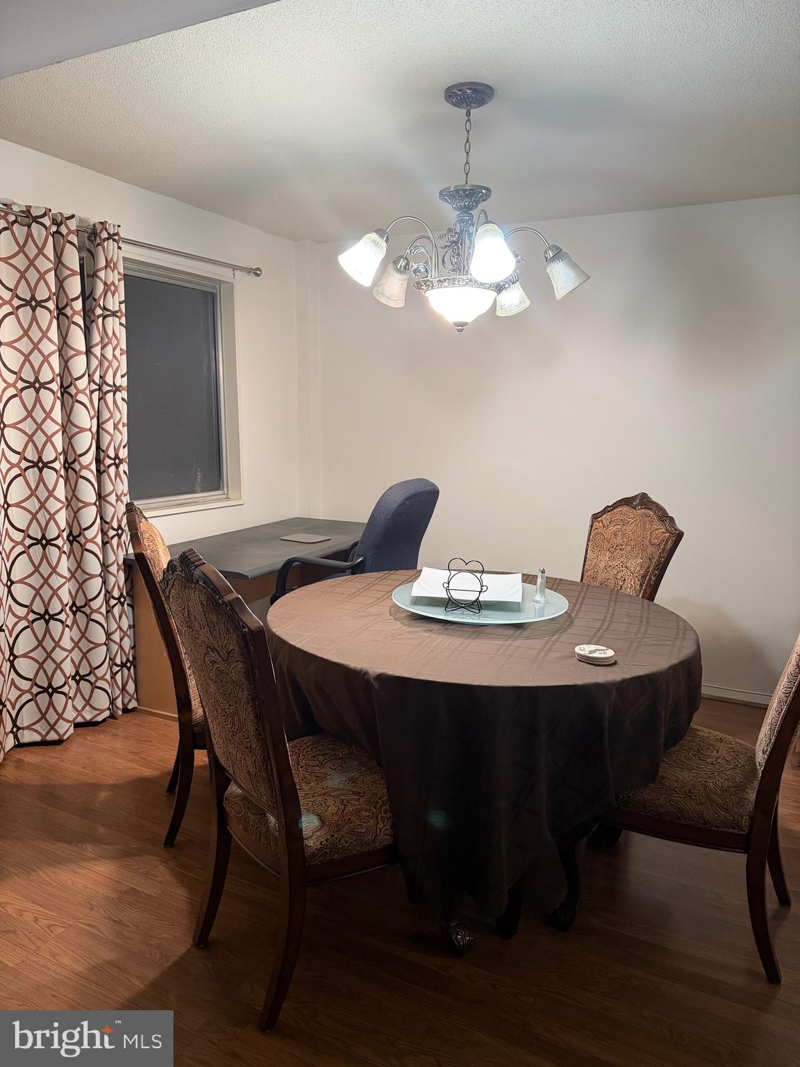 PRESIDENTIAL - Residential