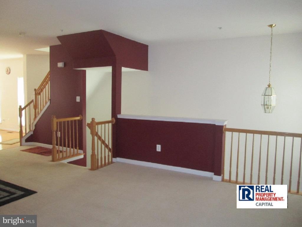 PERRYWOOD - Residential Lease