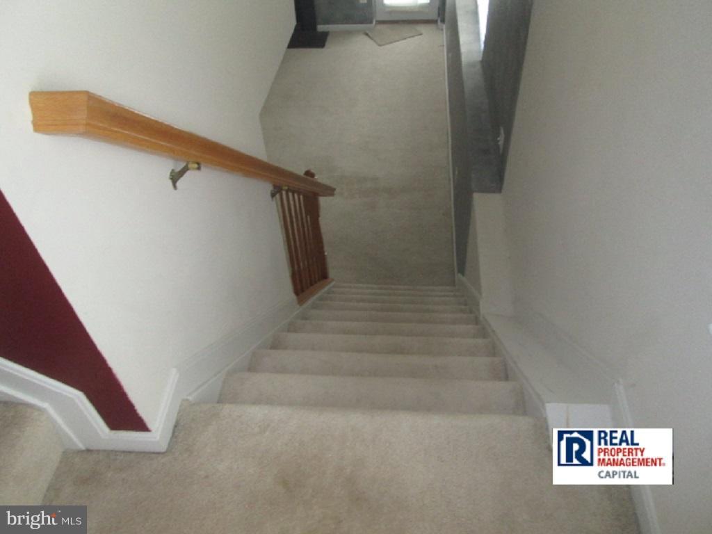 PERRYWOOD - Residential Lease