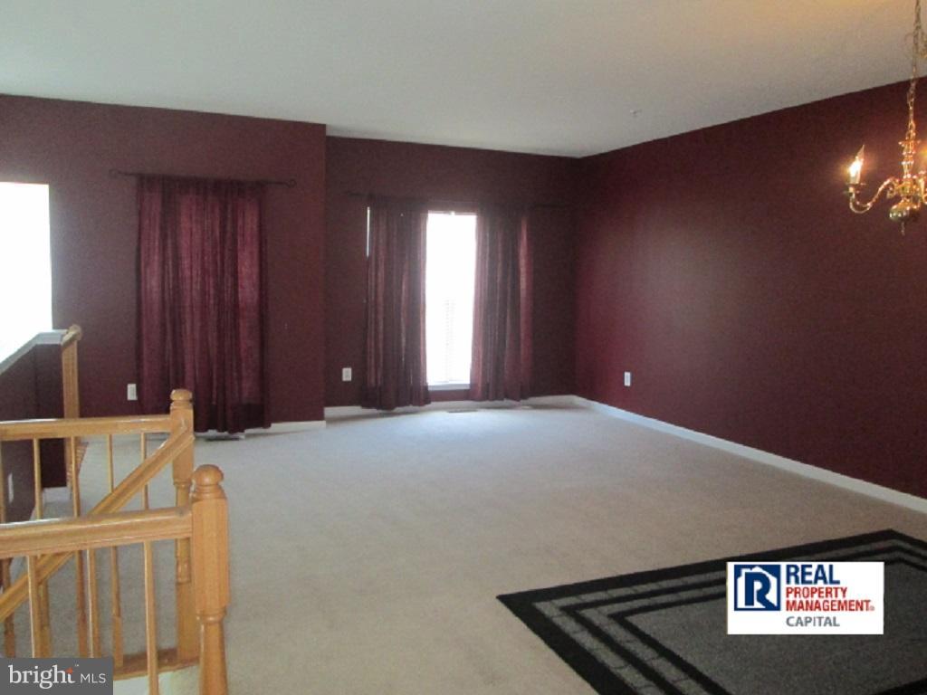 PERRYWOOD - Residential Lease