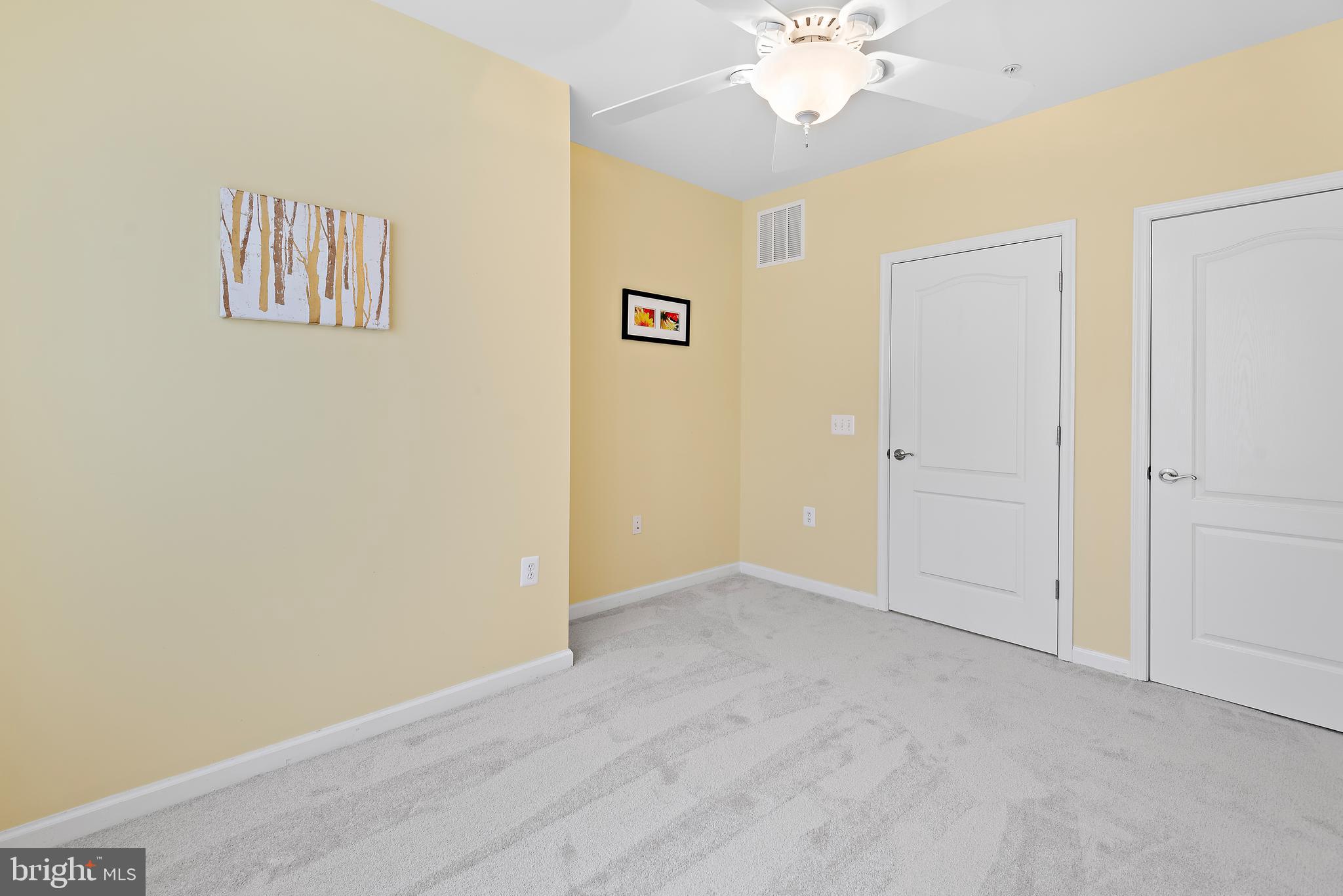 CARROLLS CREEK - Residential