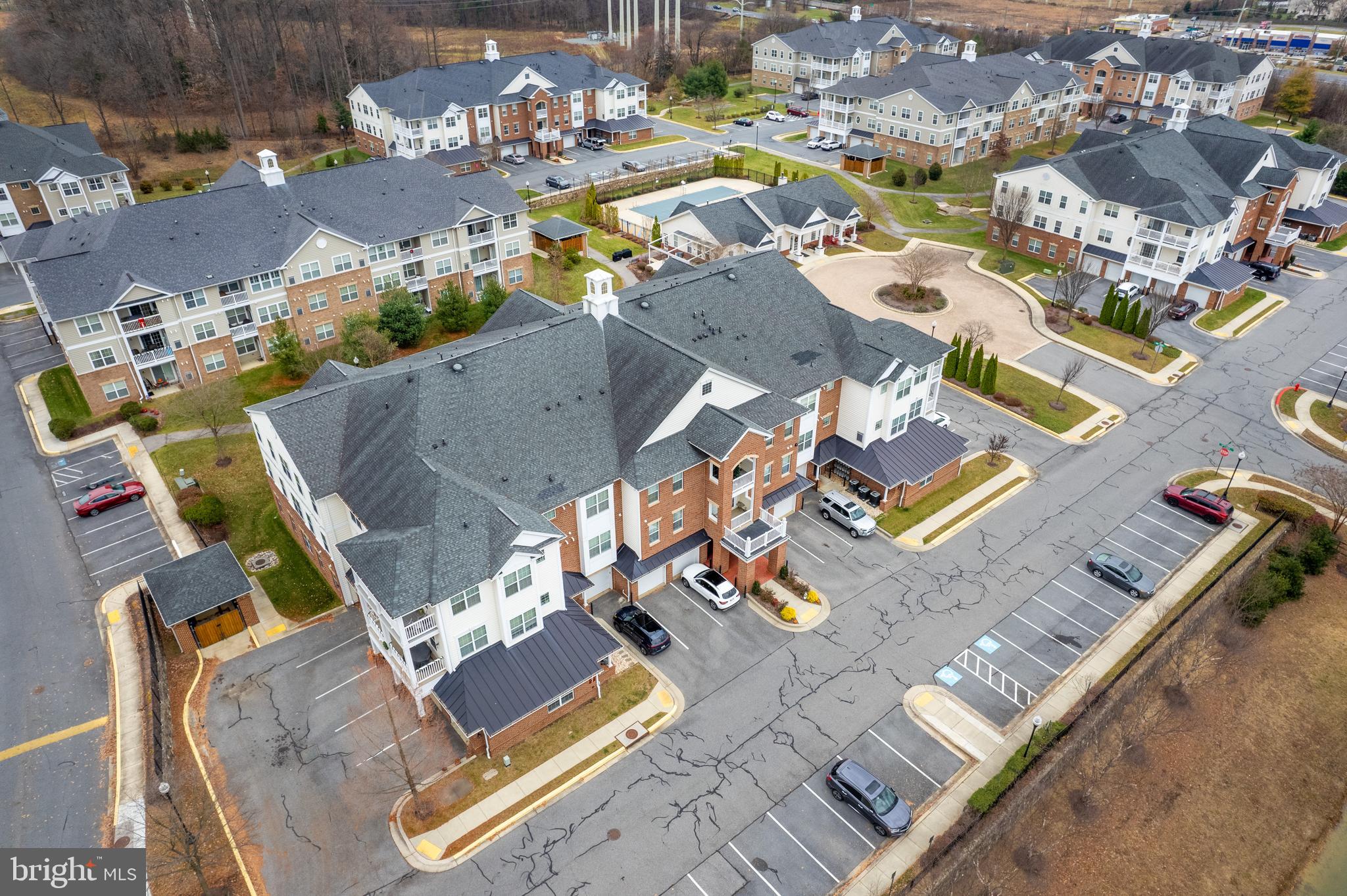 CARROLLS CREEK - Residential