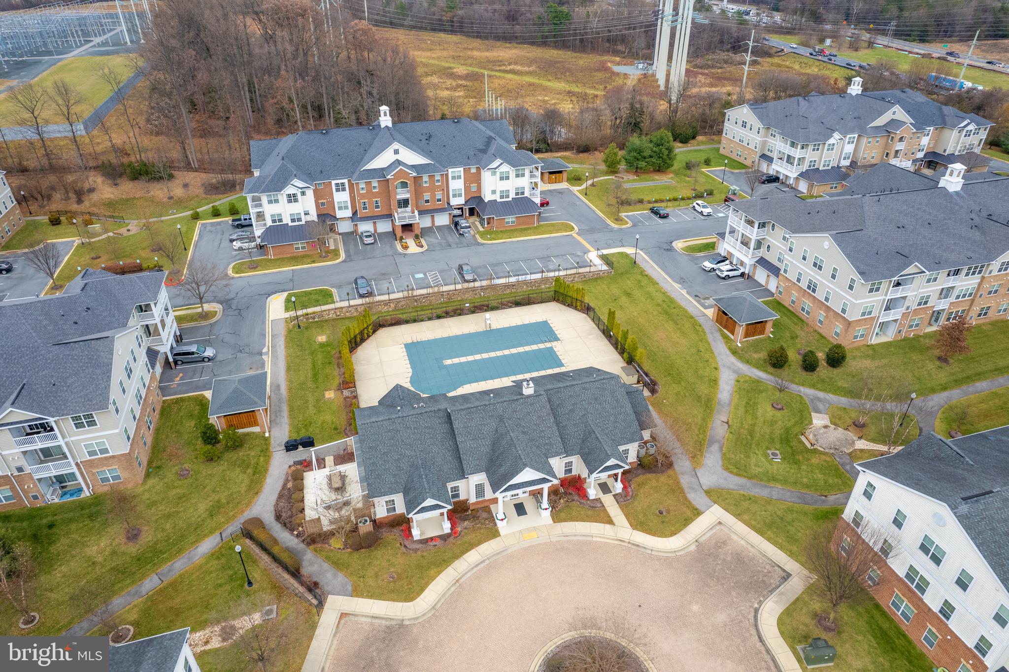 CARROLLS CREEK - Residential