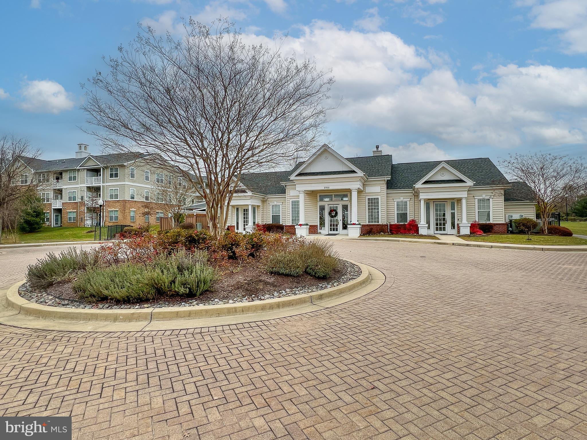 CARROLLS CREEK - Residential