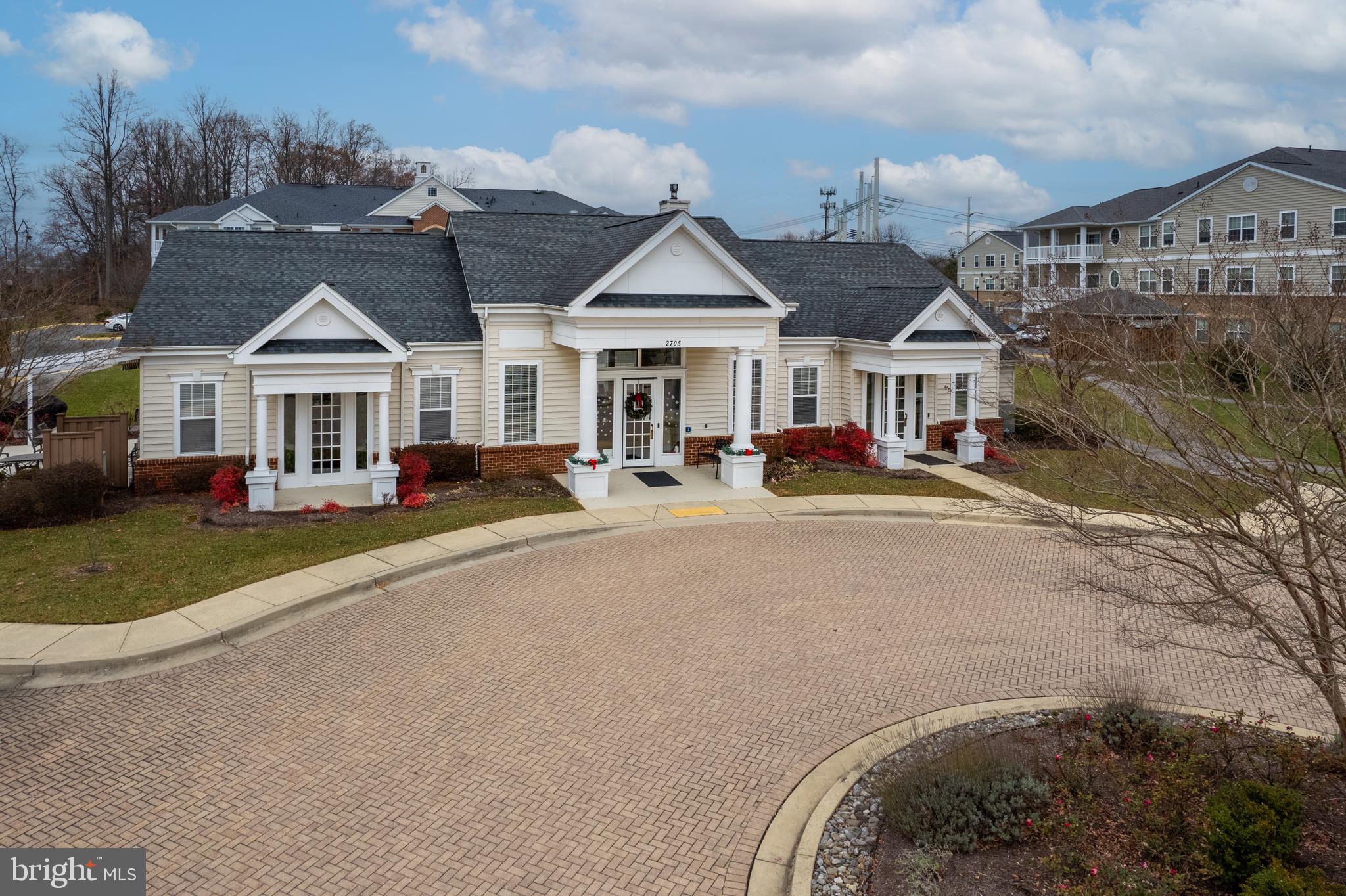 CARROLLS CREEK - Residential