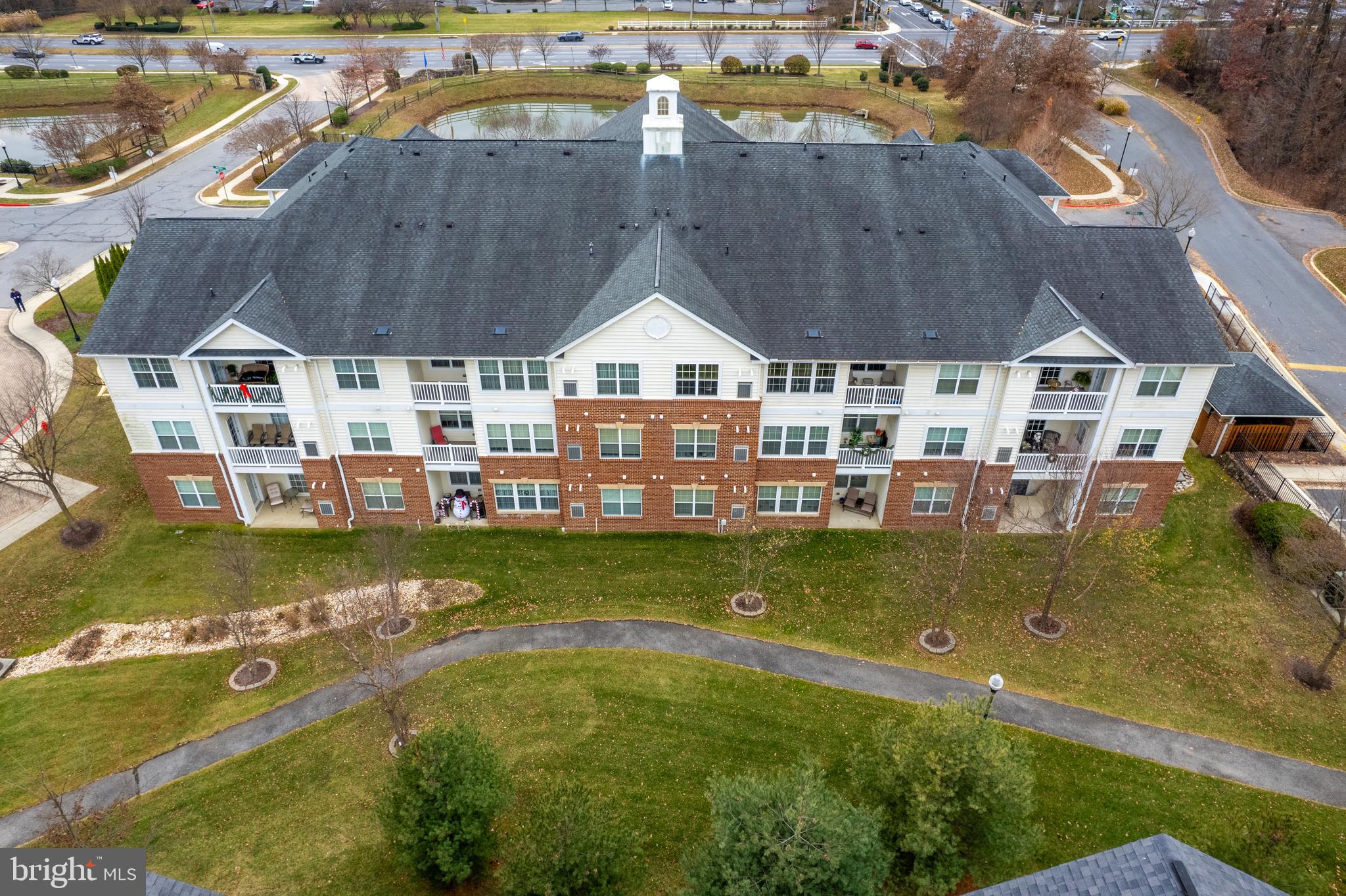 CARROLLS CREEK - Residential