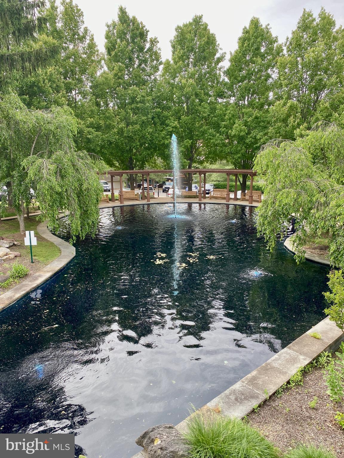 ENGLISH COUNTRY MANOR - Residential Lease