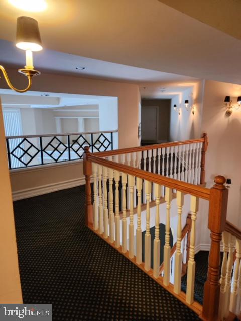 ENGLISH COUNTRY MANOR - Residential Lease