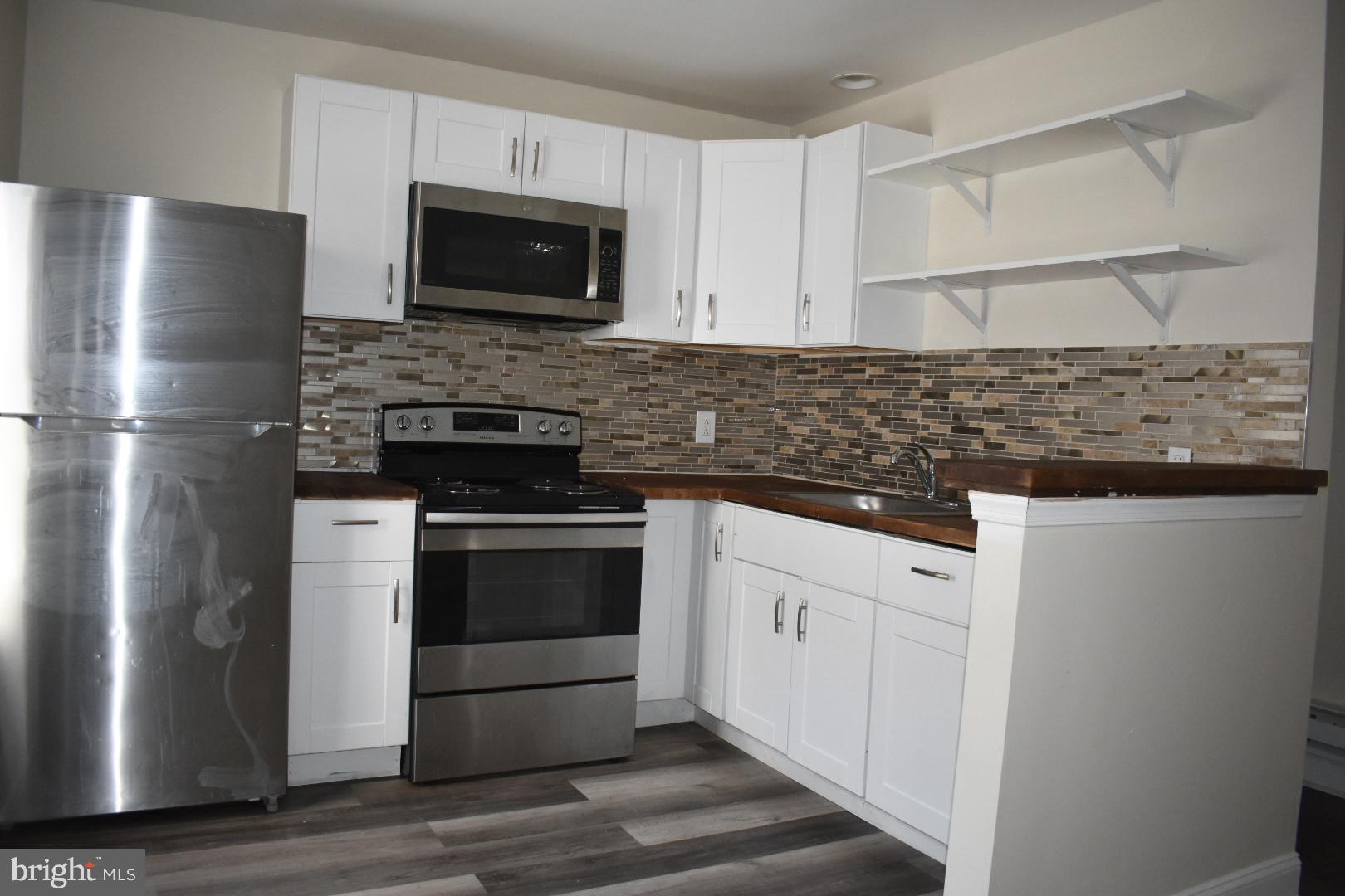 13 W 10TH STREET B