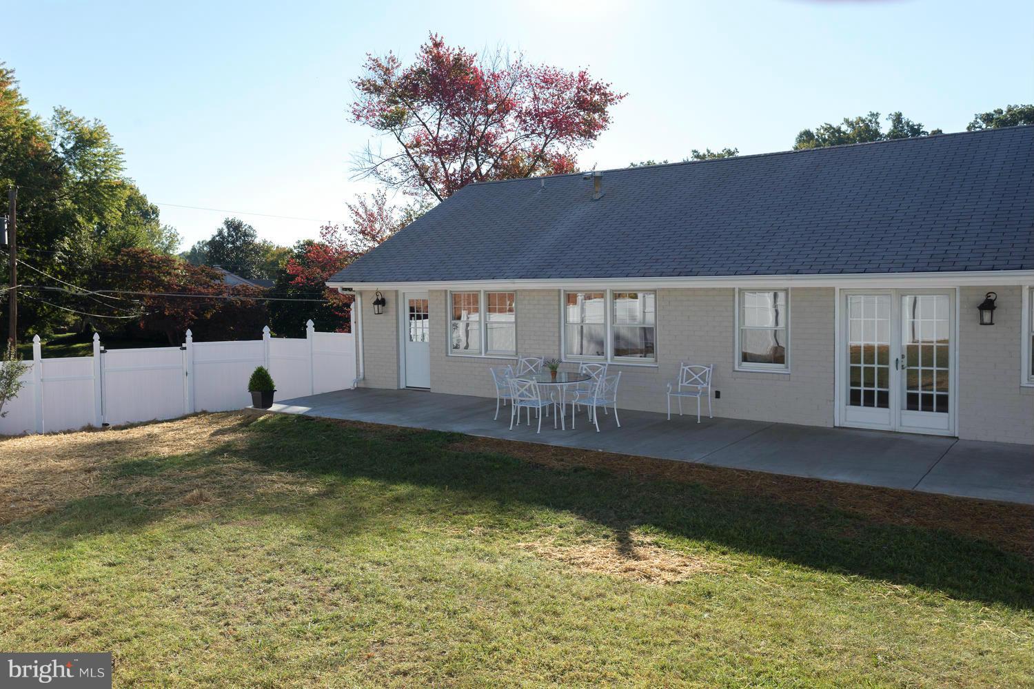 SLEEPY HOLLOW WOODS - Residential