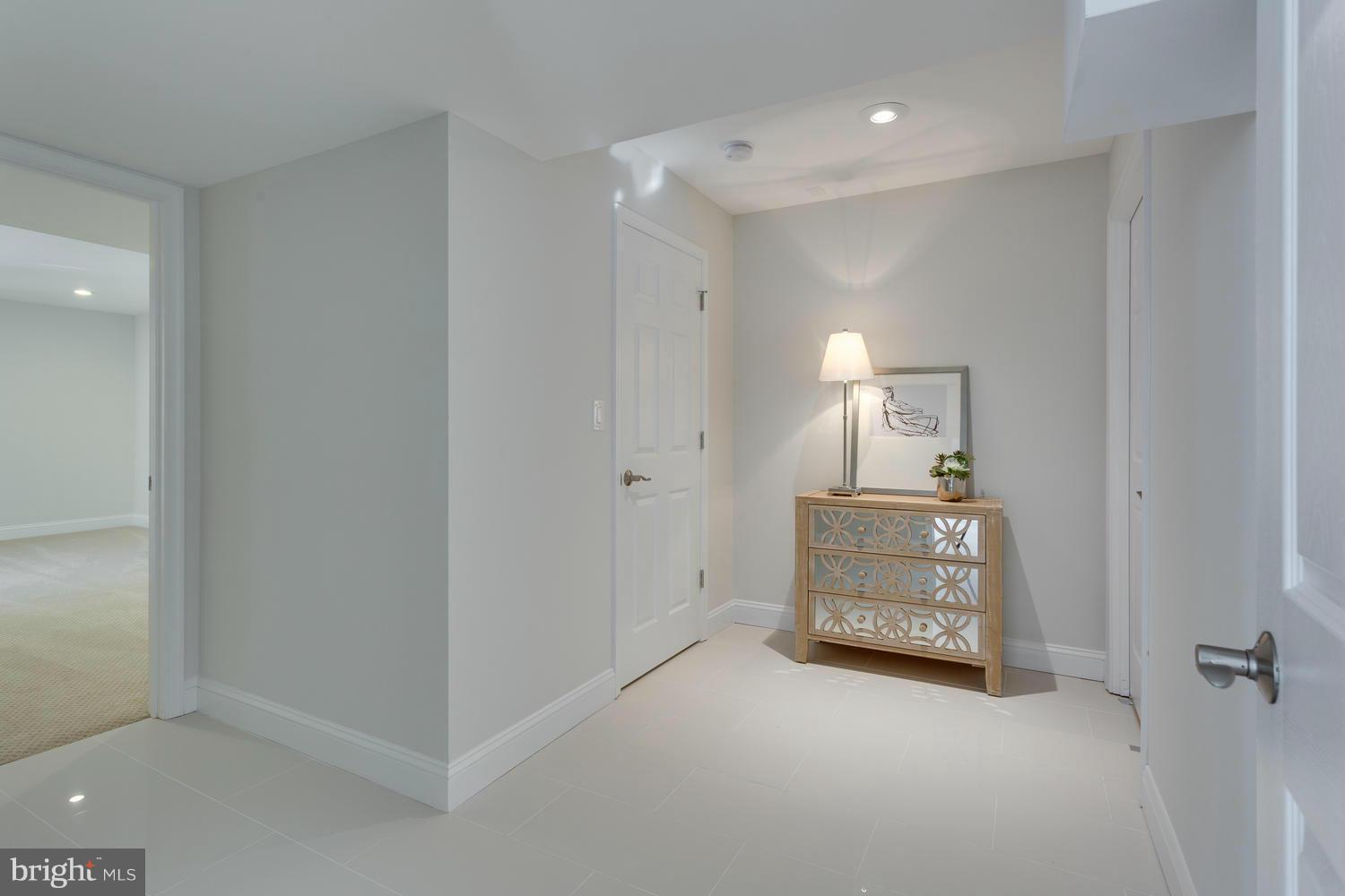 SLEEPY HOLLOW WOODS - Residential