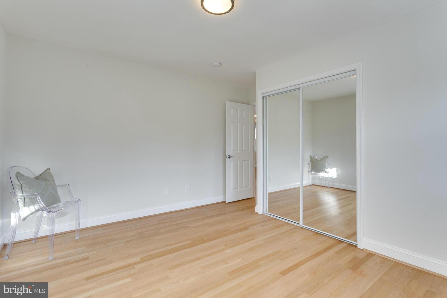 SLEEPY HOLLOW WOODS - Residential