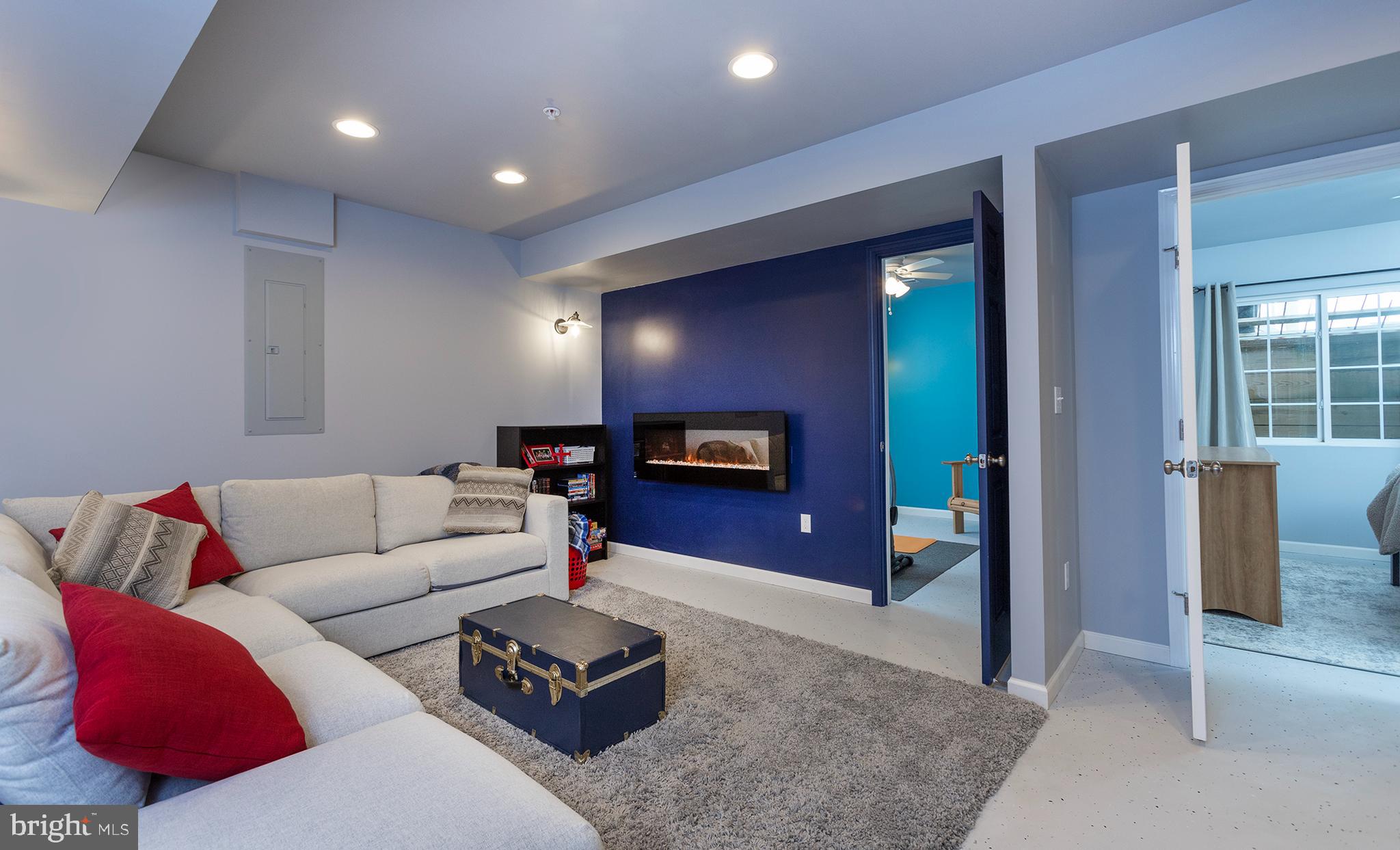 ORCHARD GLEN - Residential