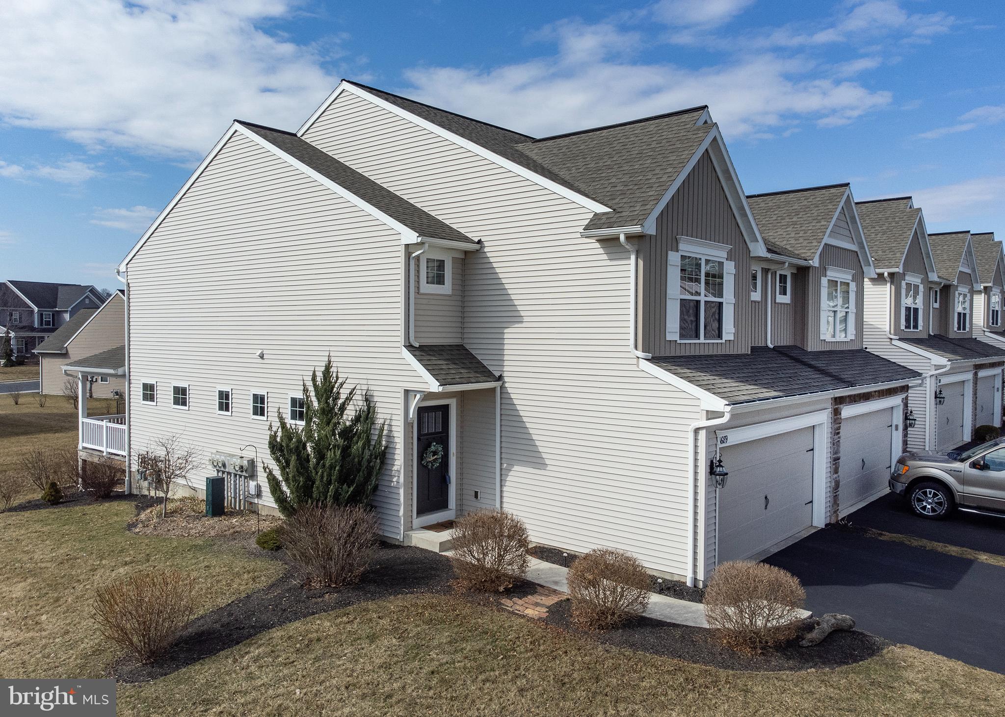 ORCHARD GLEN - Residential