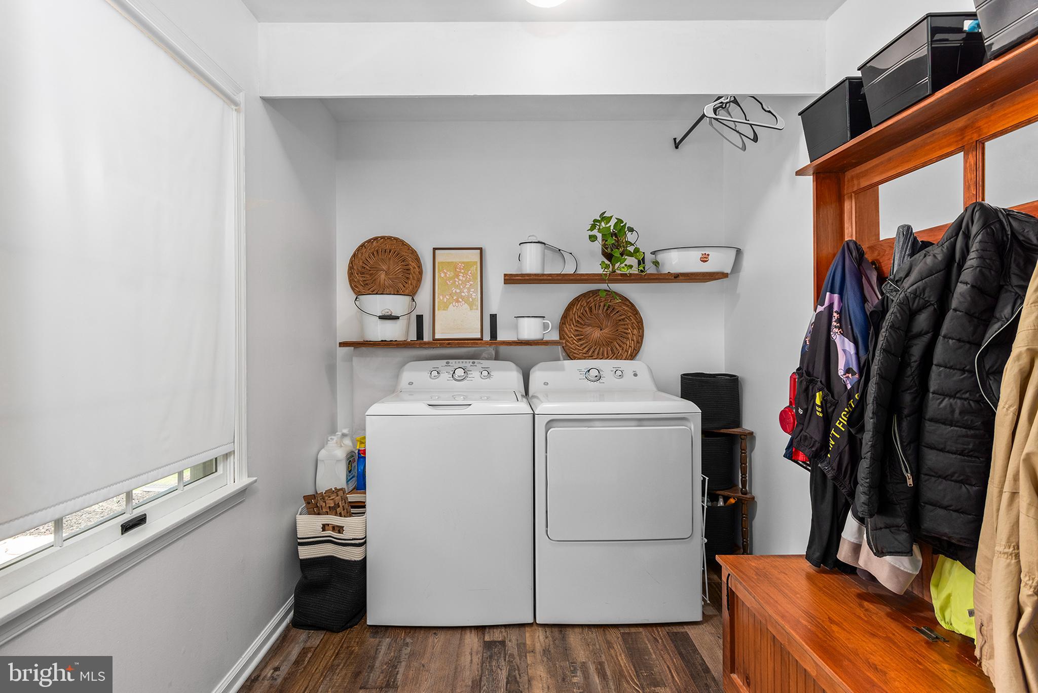 ACADEMY HILLS - Residential