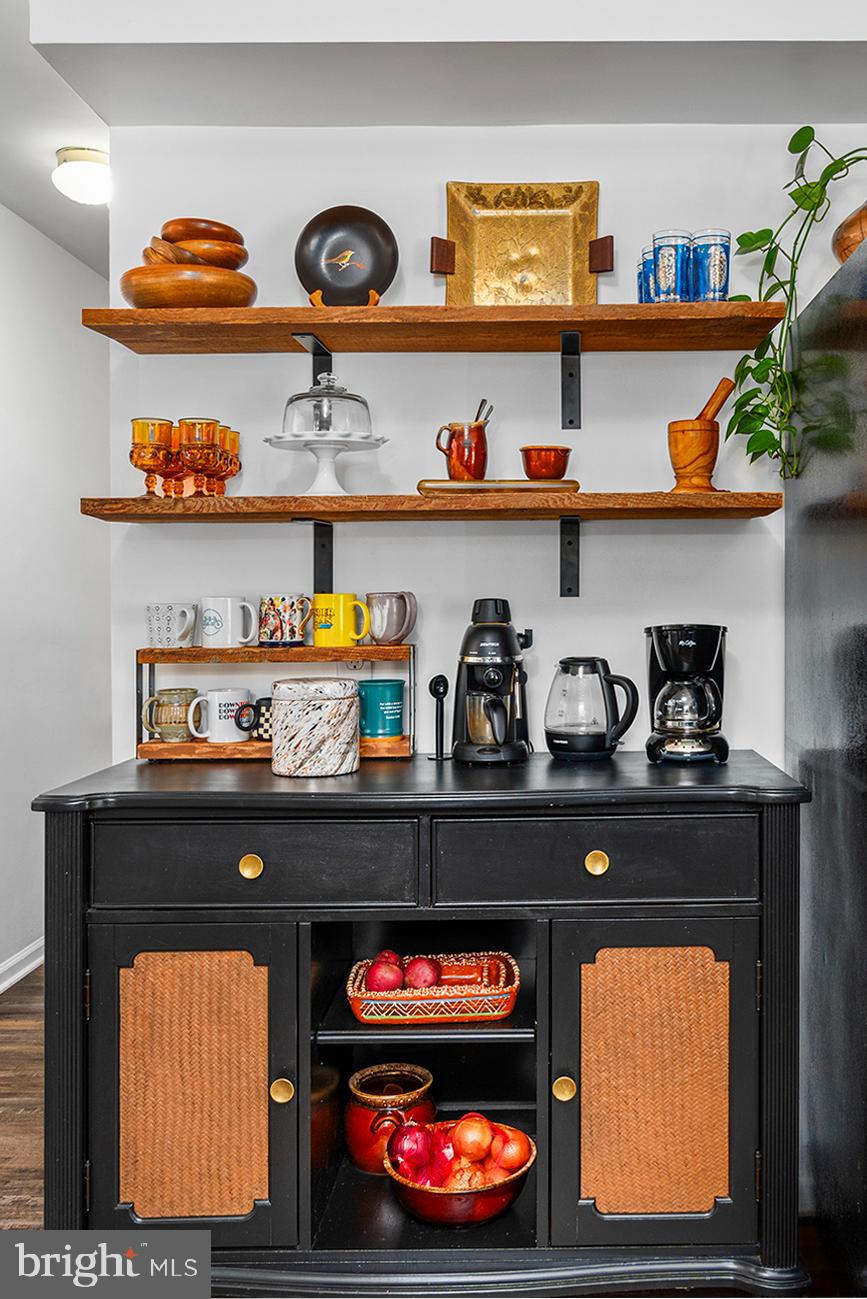 ACADEMY HILLS - Residential