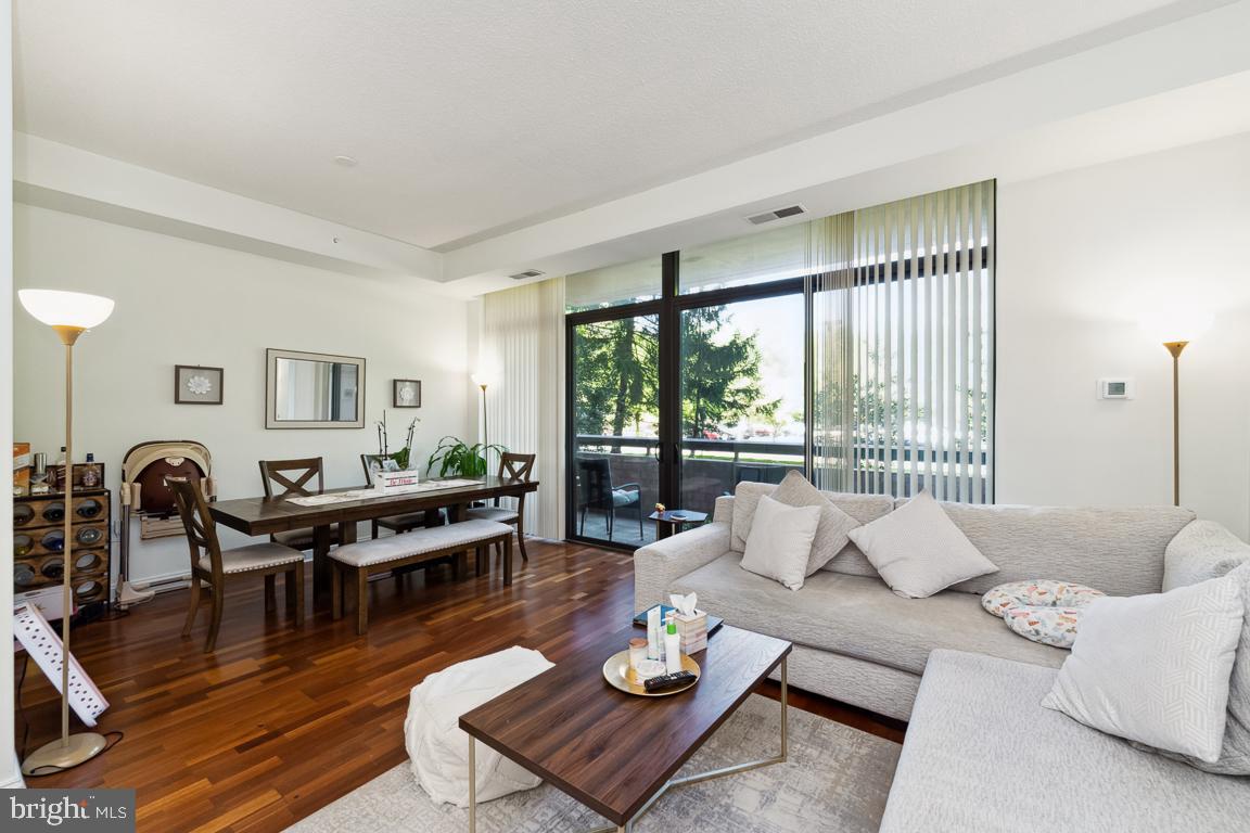 RENAISSANCE - Residential