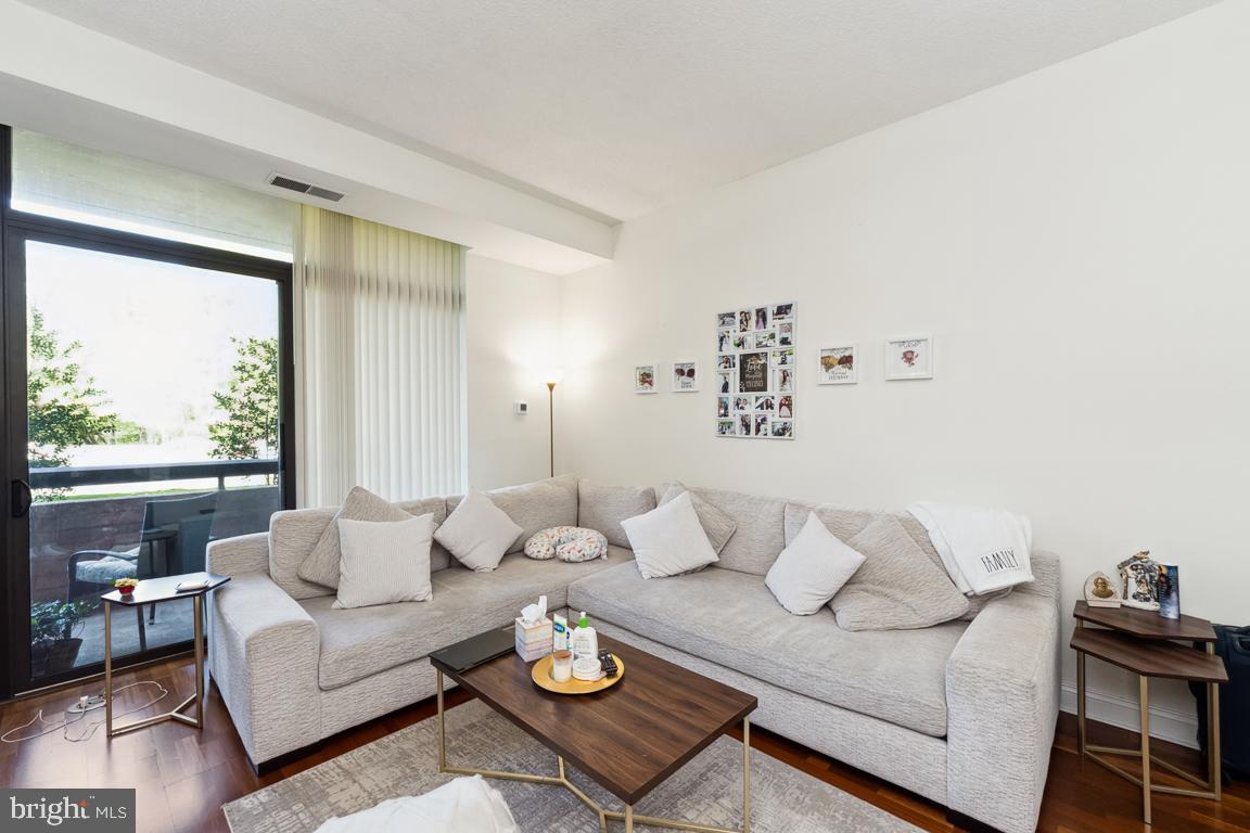 RENAISSANCE - Residential