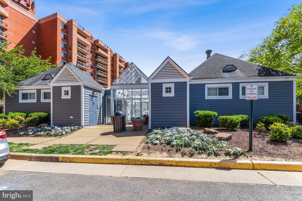 RENAISSANCE - Residential