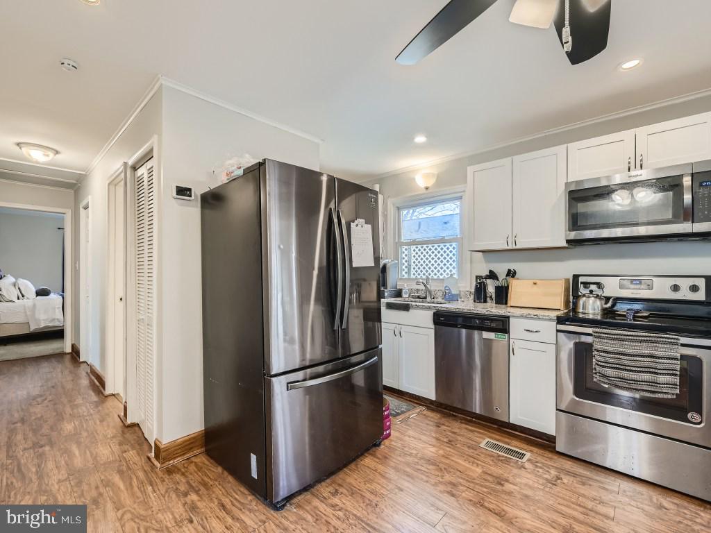 FRANKLIN MANOR - Residential