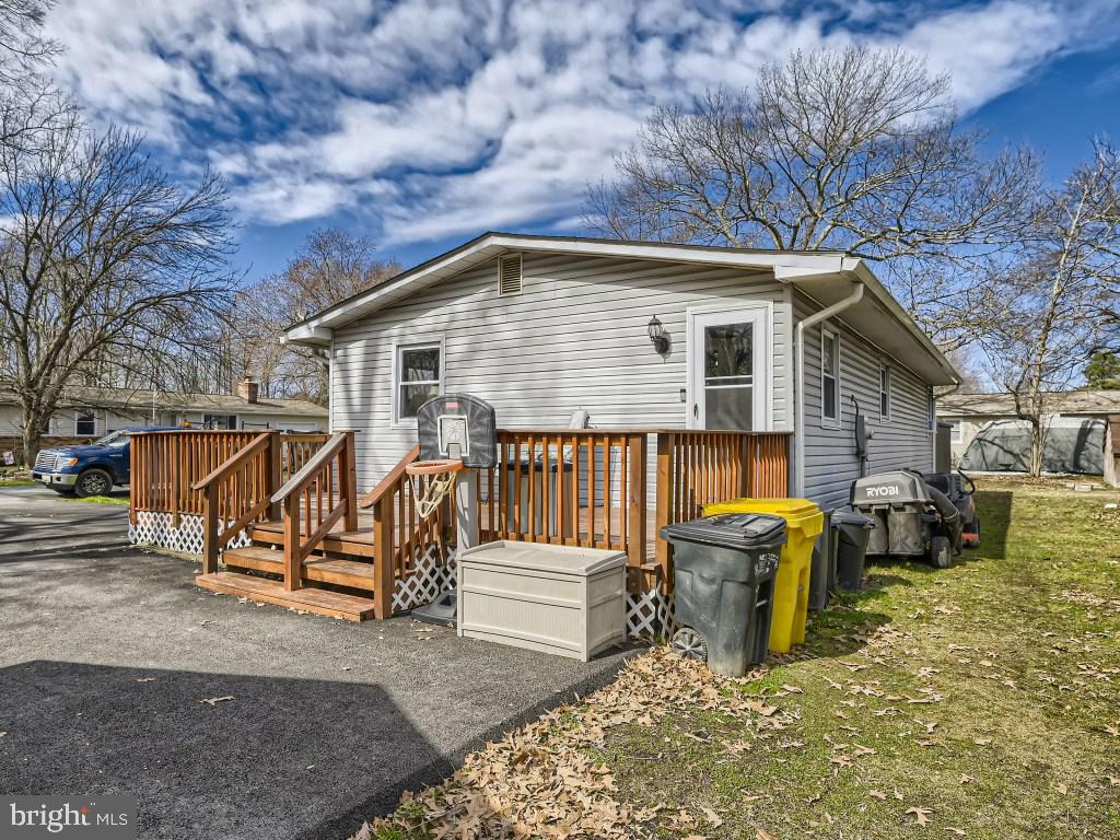 FRANKLIN MANOR - Residential