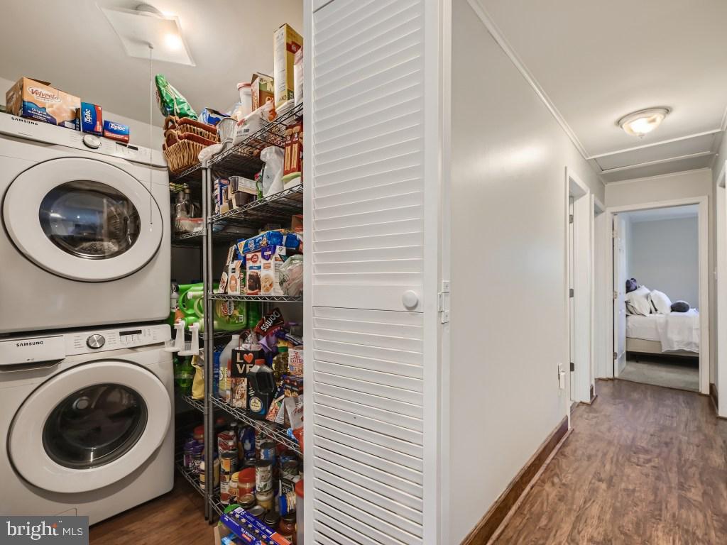 FRANKLIN MANOR - Residential