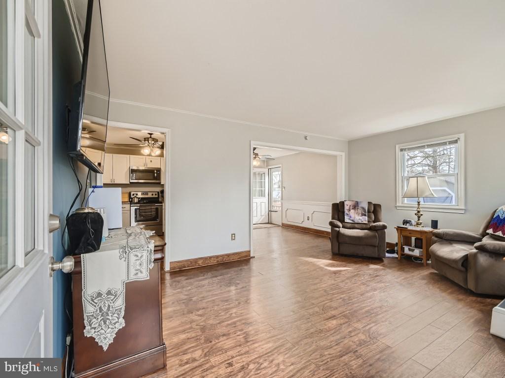 FRANKLIN MANOR - Residential