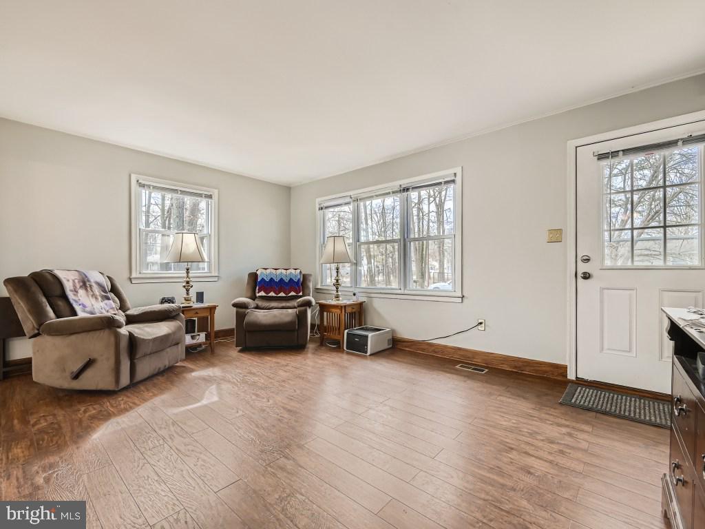 FRANKLIN MANOR - Residential