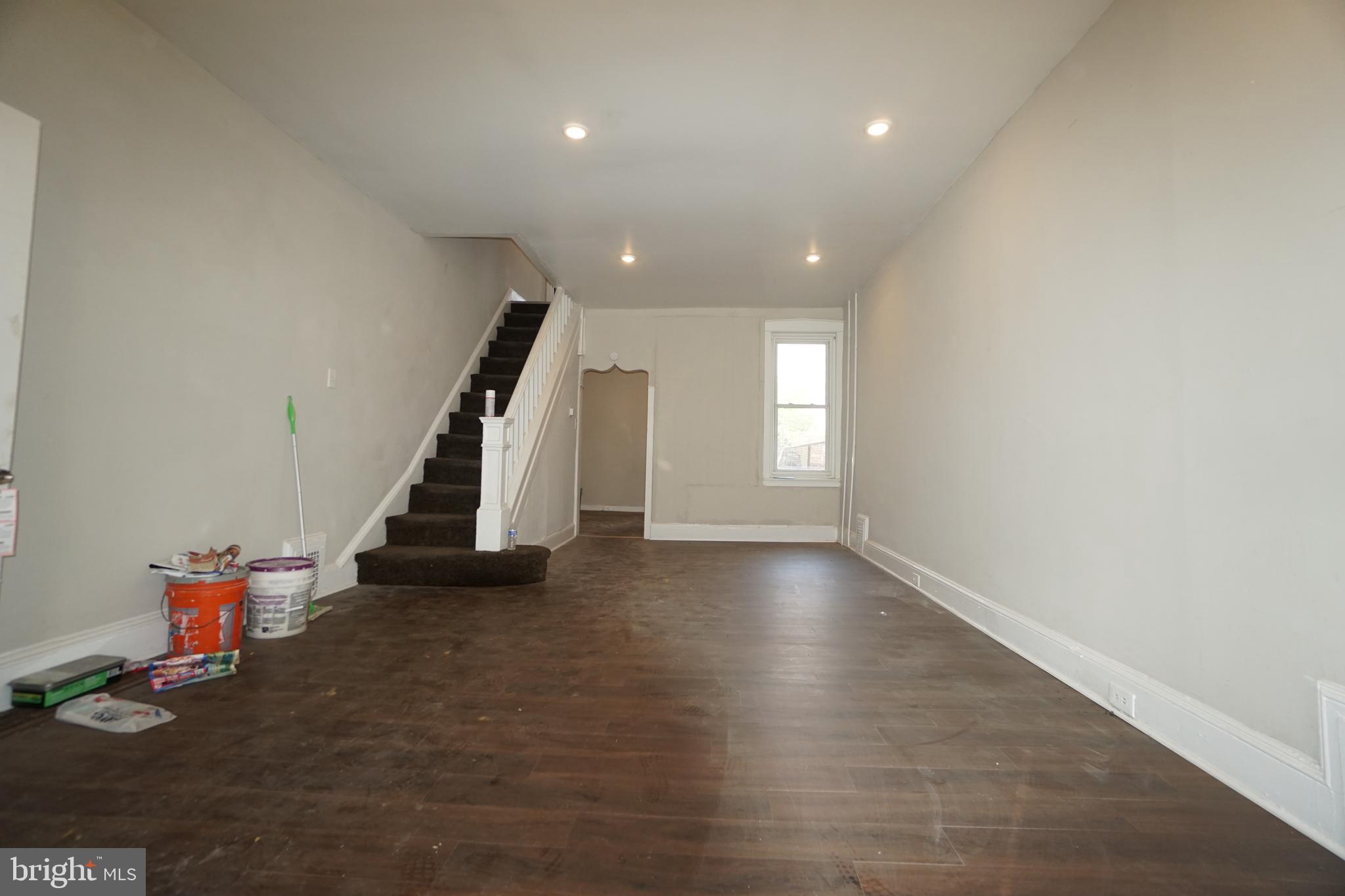 KENSINGTON - Residential Lease