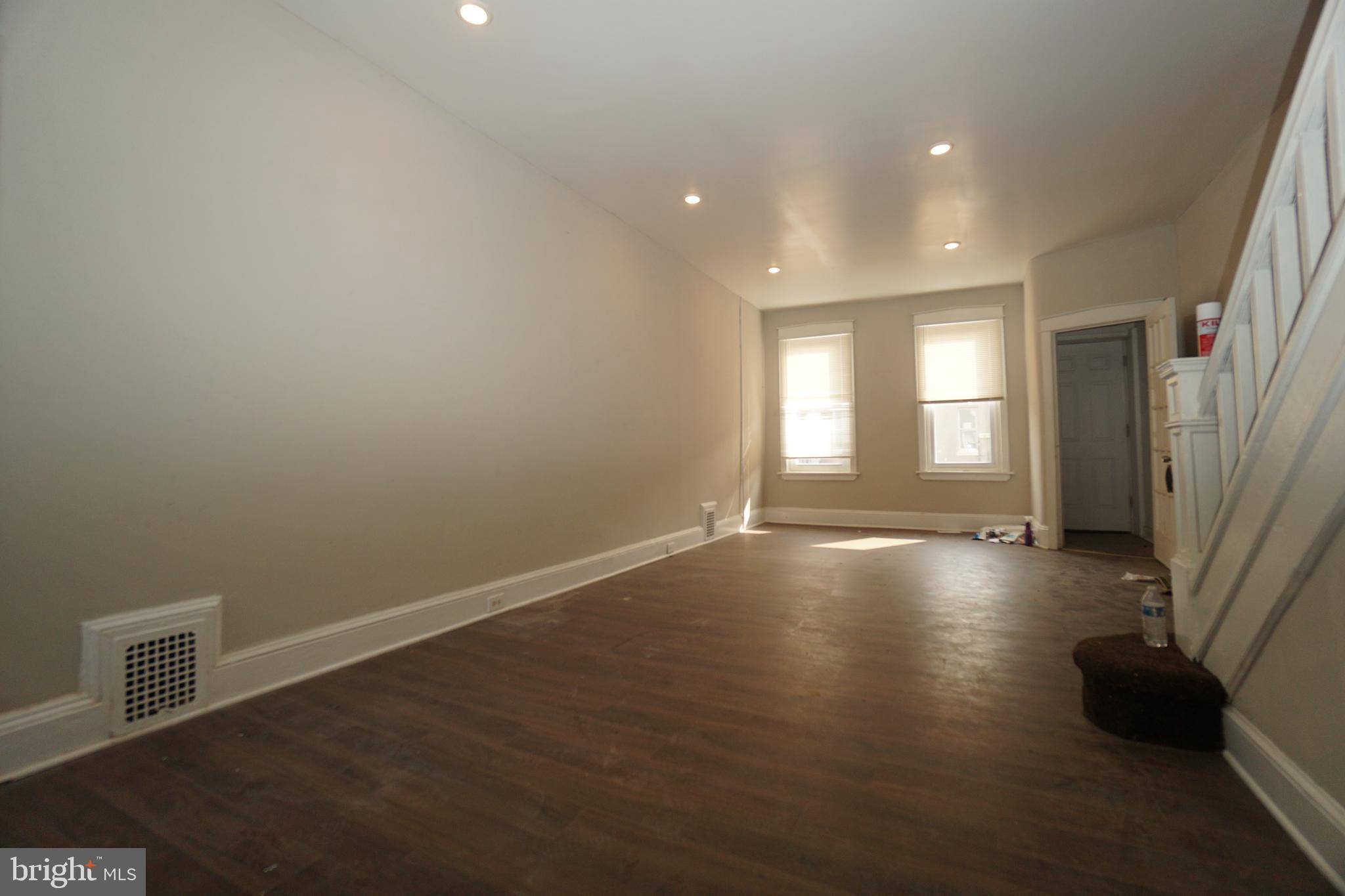 KENSINGTON - Residential Lease