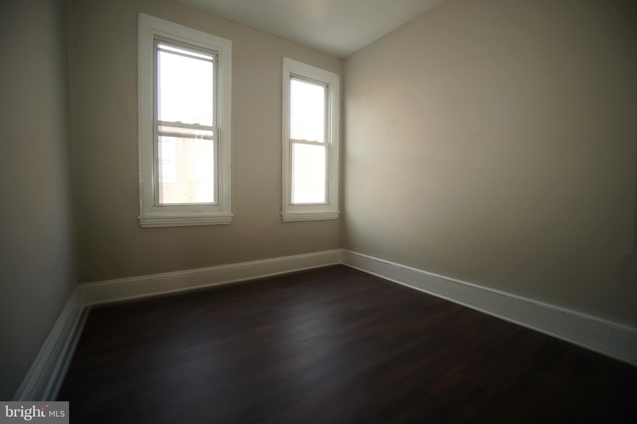 KENSINGTON - Residential Lease