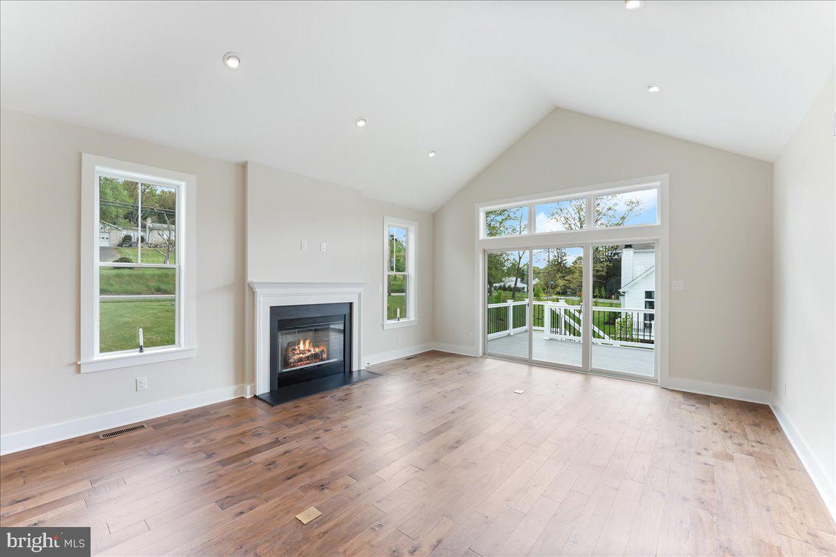 SAWMILL COURT - Residential