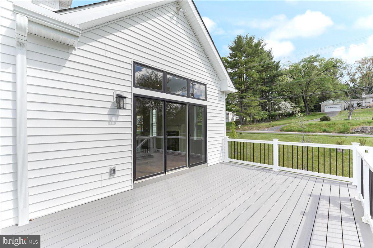 SAWMILL COURT - Residential