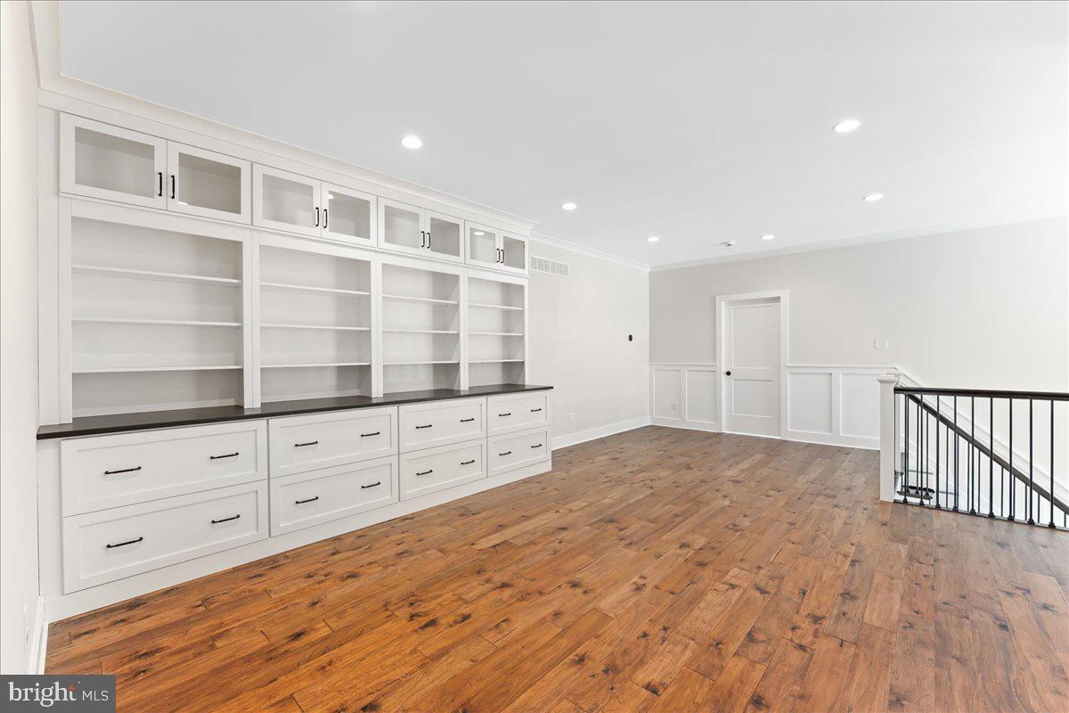 SAWMILL COURT - Residential